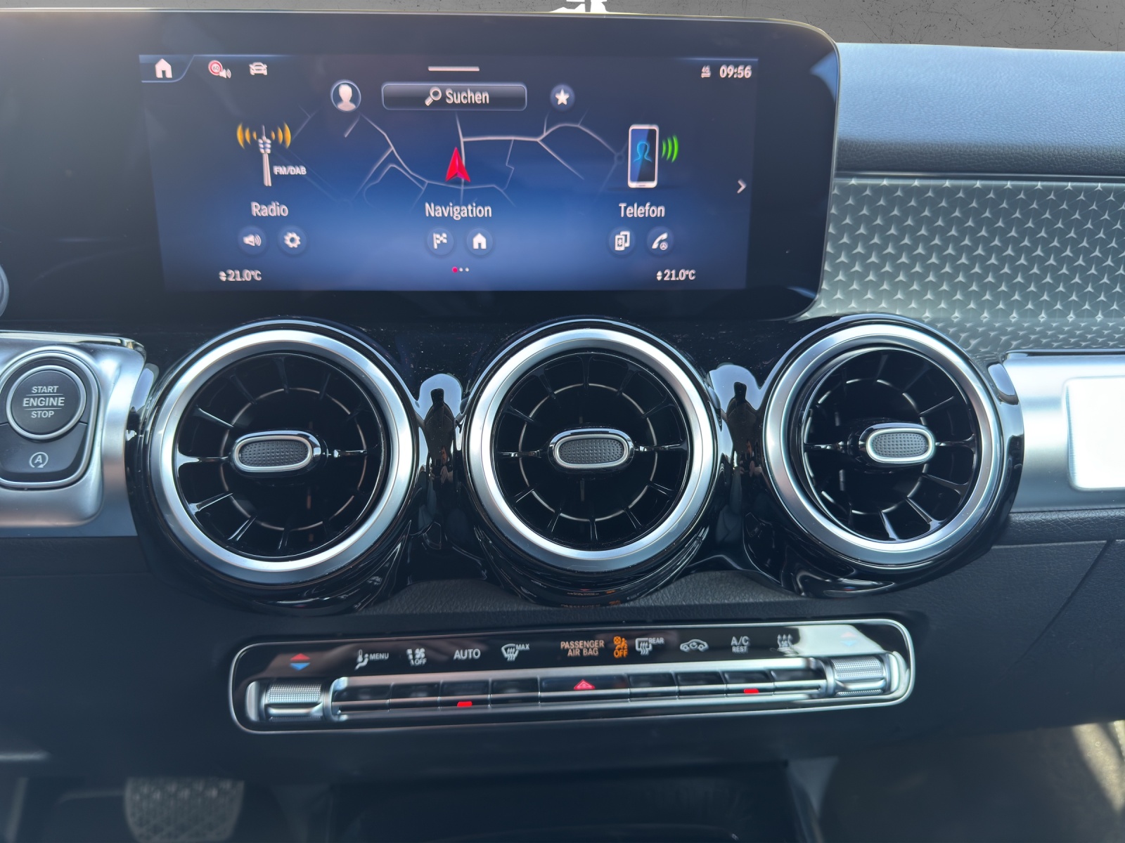 MERCEDES-BENZ GLB 220 d 4Matic 8G-Tronic-image-7