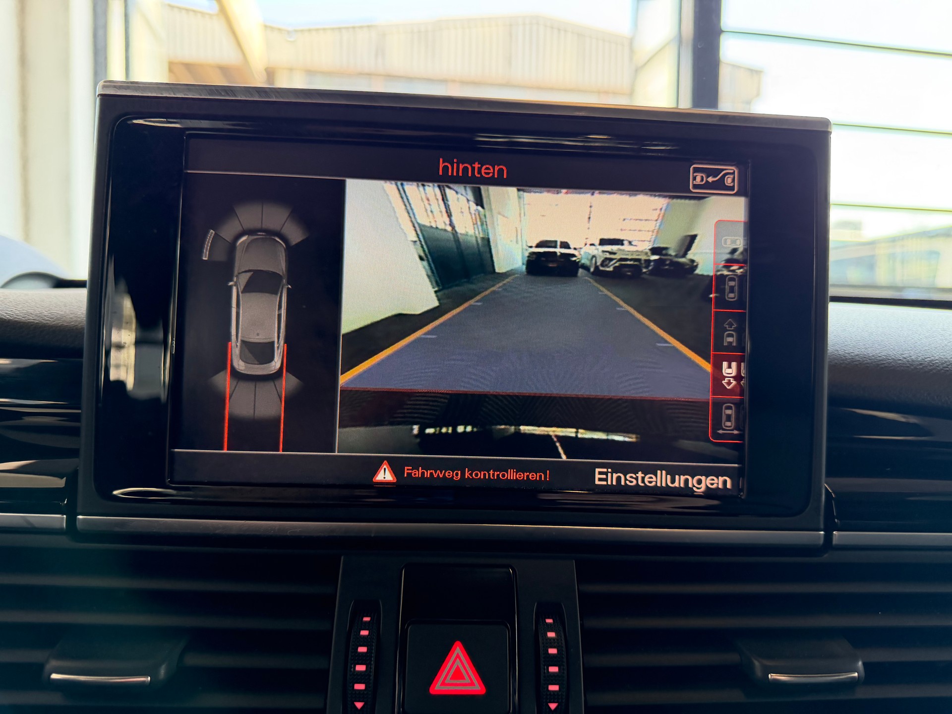 AUDI RS7 Sportback 560 PS 4X4 4.0 TFSI V8 quattro S-tronic-image-13