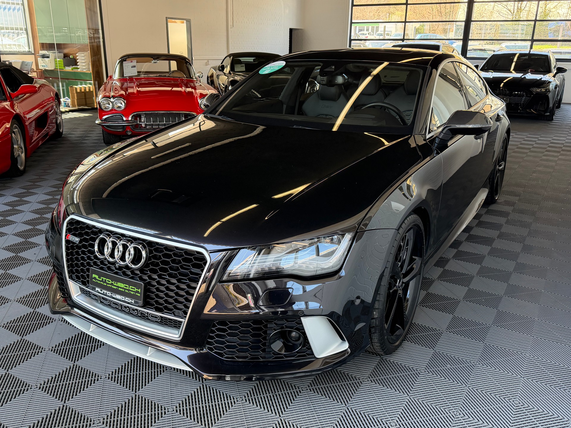 AUDI RS7 Sportback 560 PS 4X4 4.0 TFSI V8 quattro S-tronic-image-5