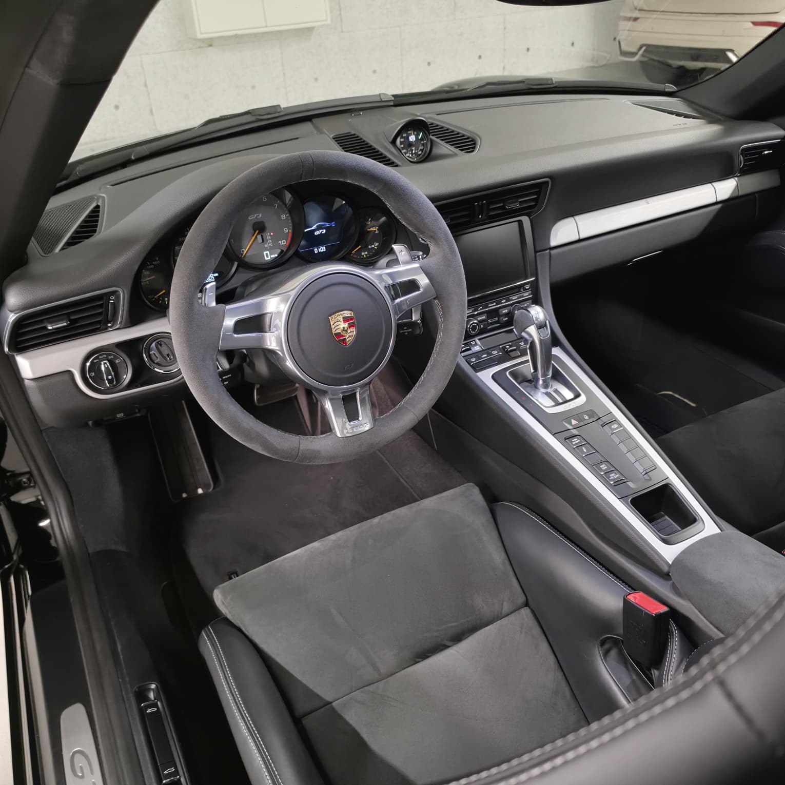 PORSCHE 911 GT3 PDK-image-8