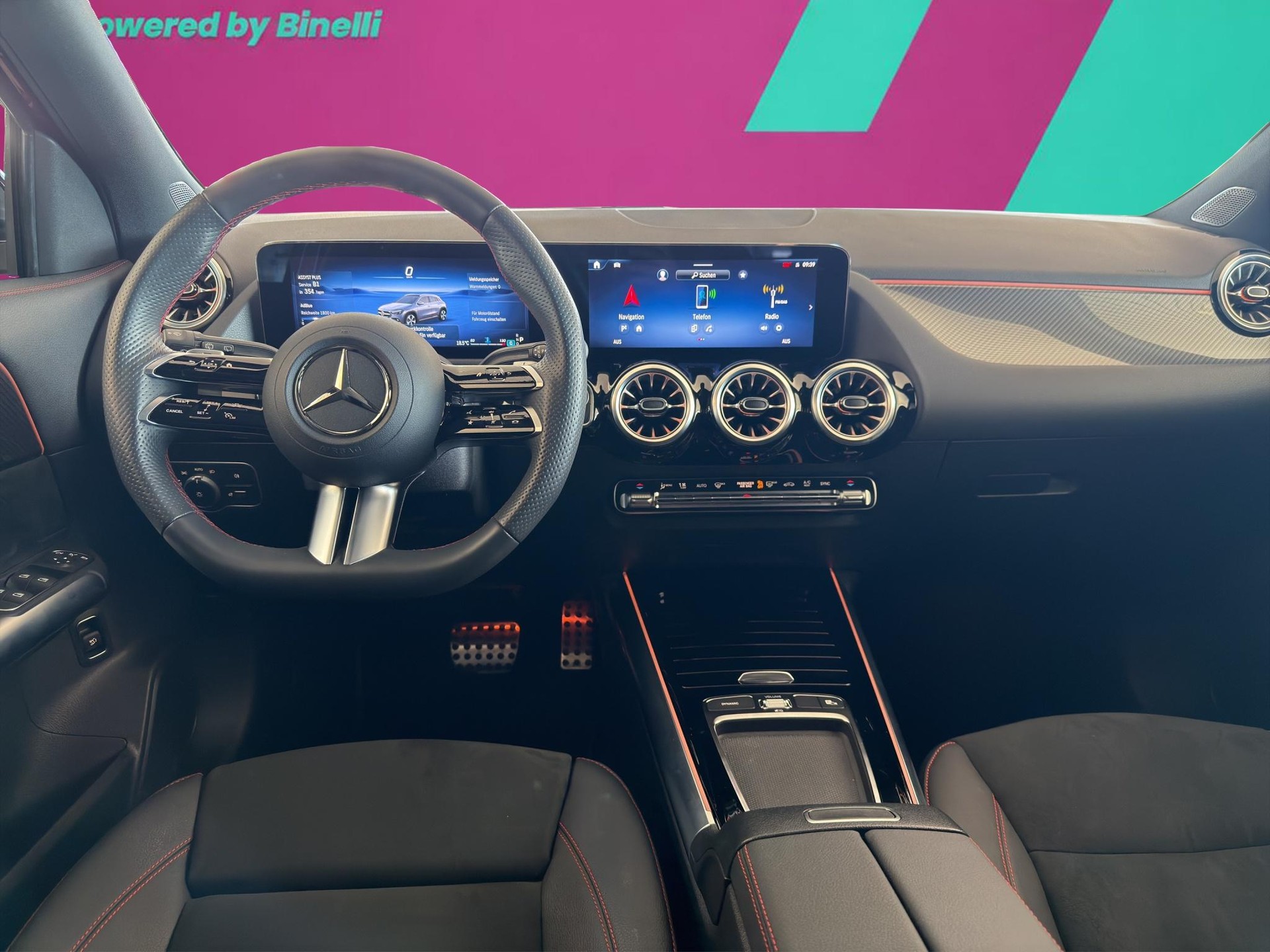 MERCEDES-BENZ GLA 200 d AMG Line-image-12