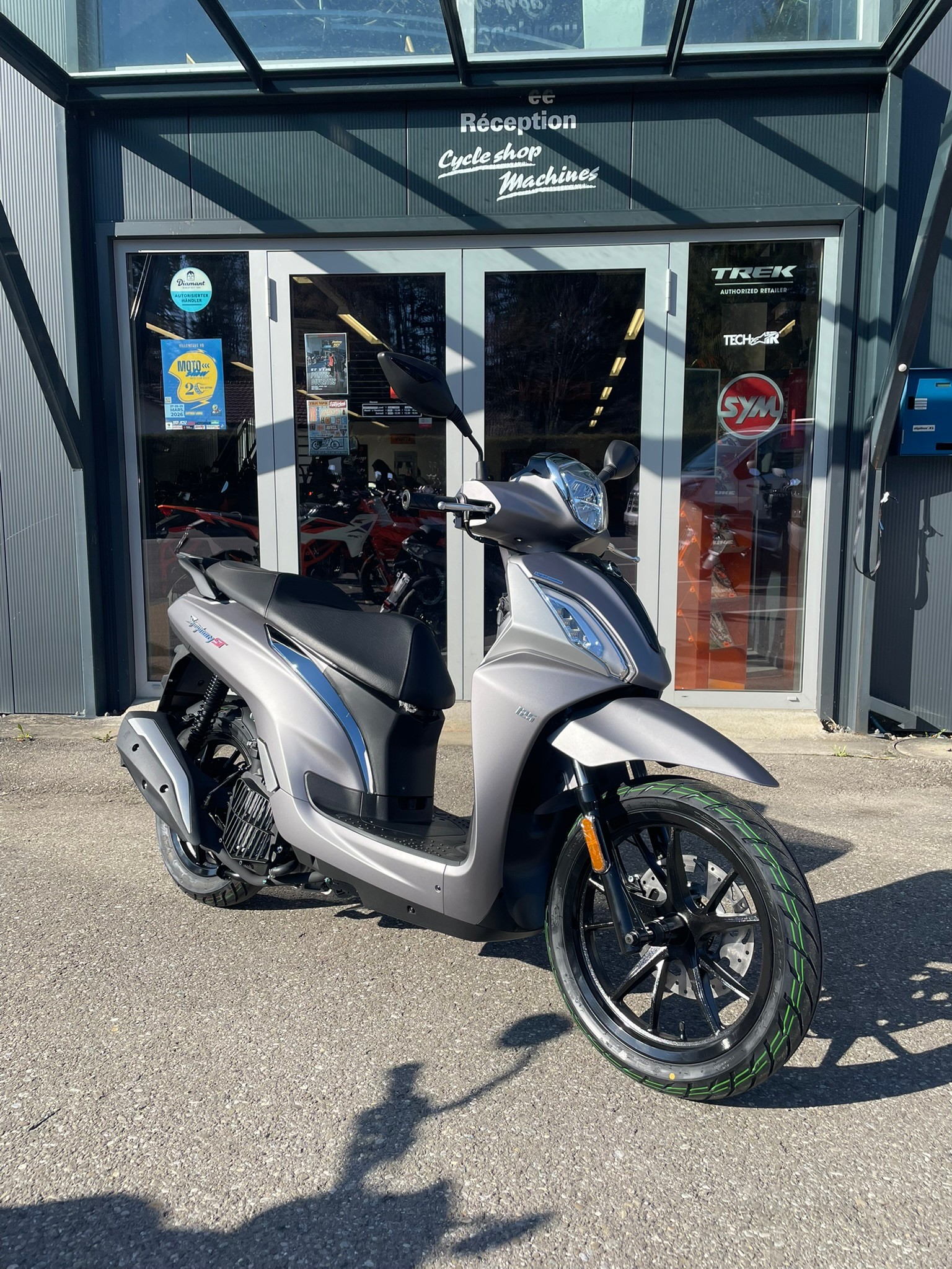 SYM Symphony ST 125