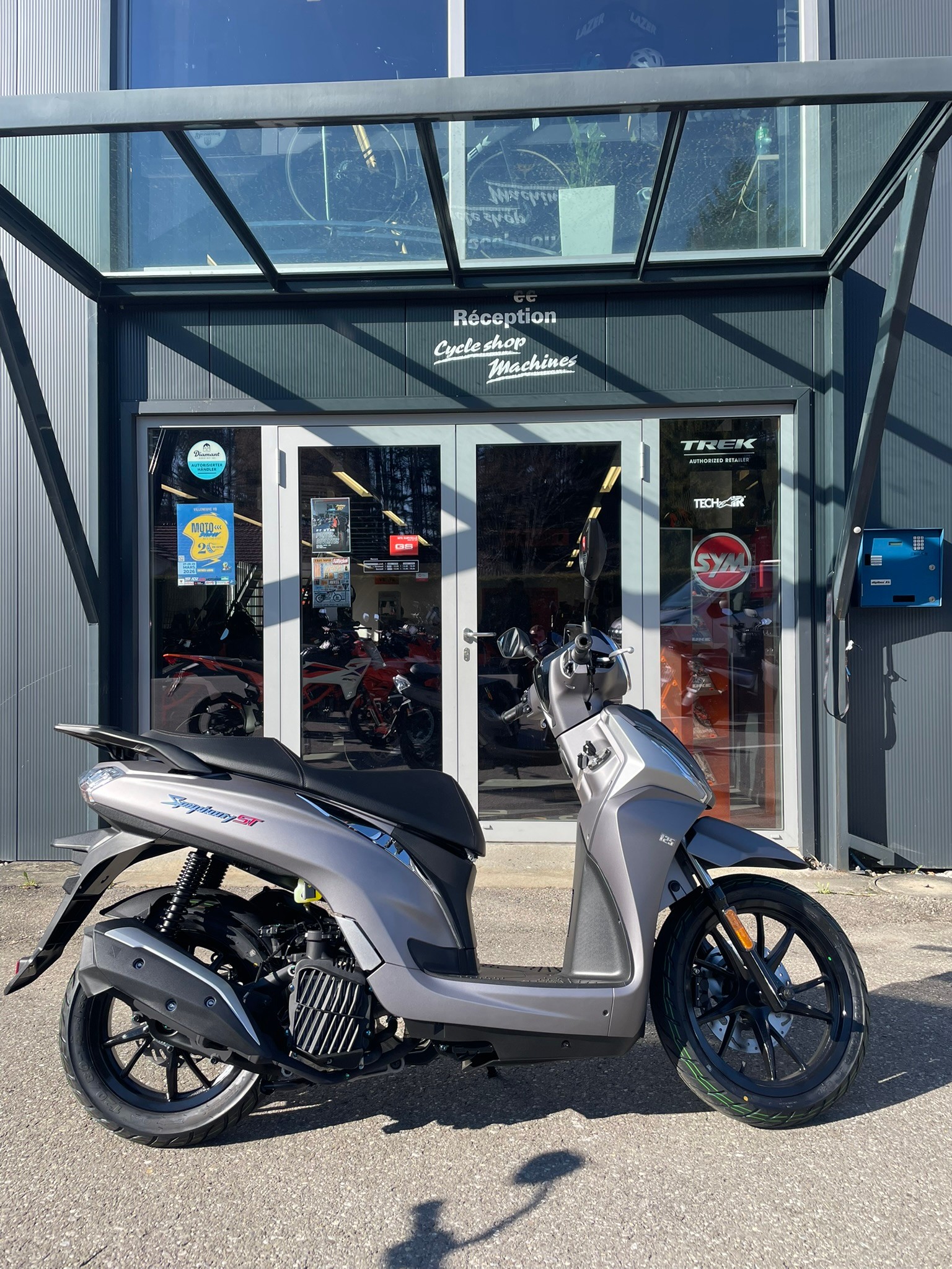 SYM Symphony ST 125-showroom-element-1
