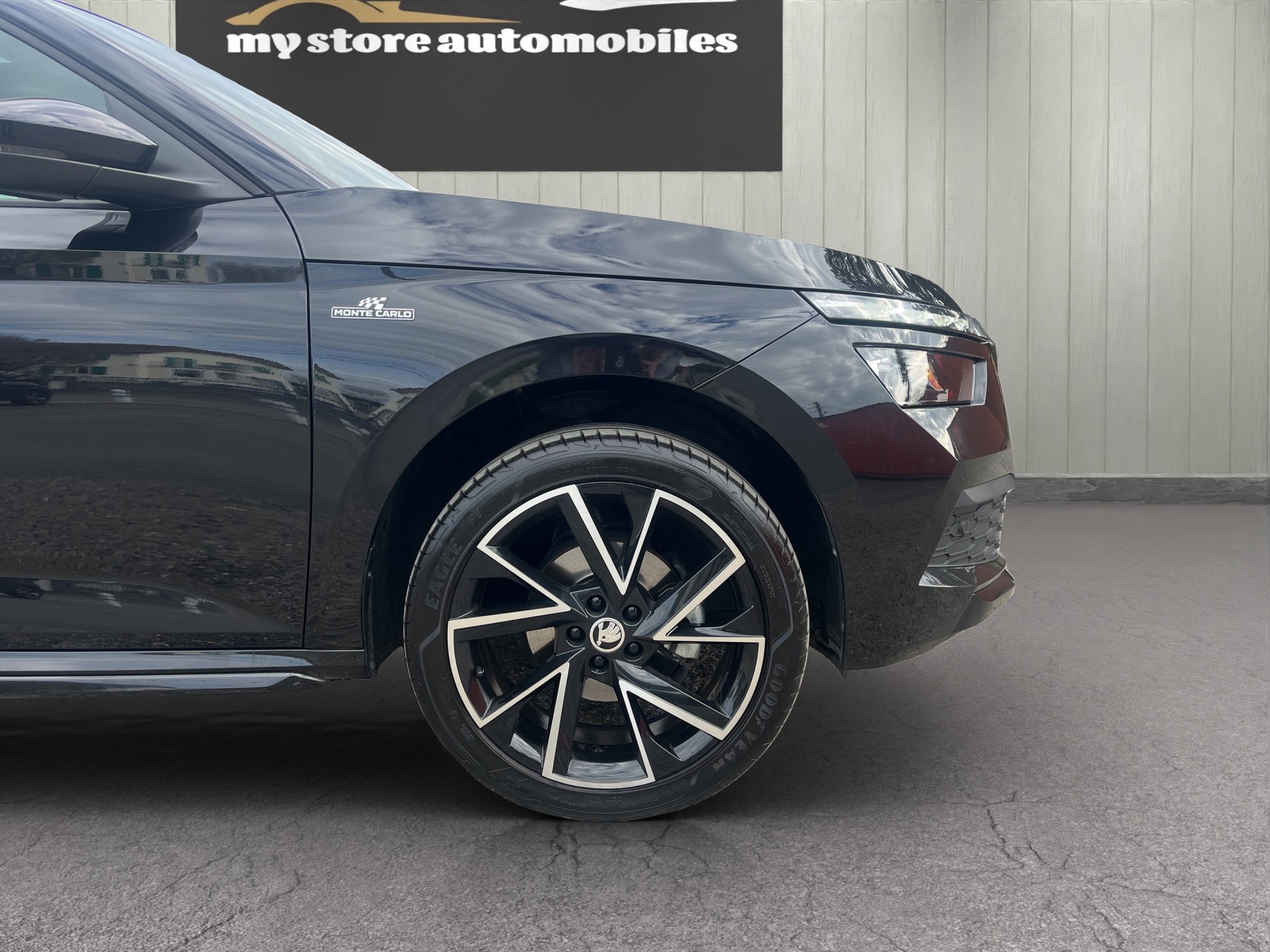SKODA Kamiq 1.5 TSI ACT Monte Carlo DSG-image-8
