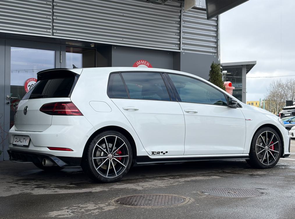VW Golf 2.0 TSI GTI TCR DSG-image-2