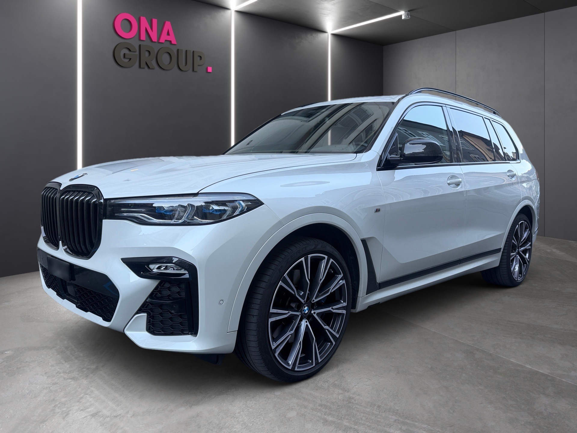 BMW X7 G07 xDrive M50i Steptronic PS 530-image-1