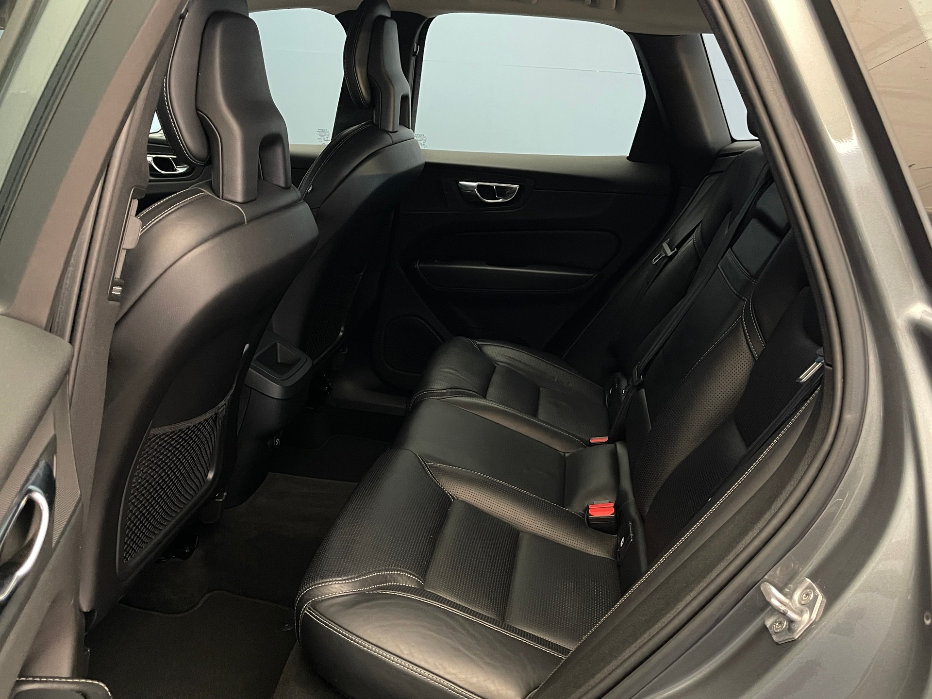VOLVO XC60 2.0 T6 Inscription AWD-image-8