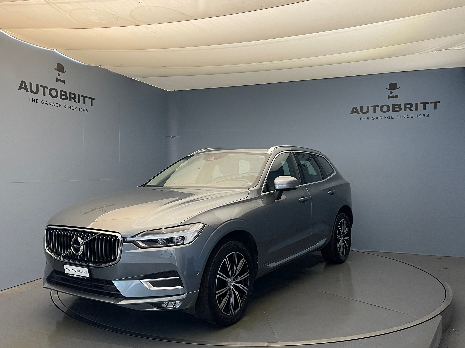 VOLVO XC60 2.0 T6 Inscription AWD-image-0