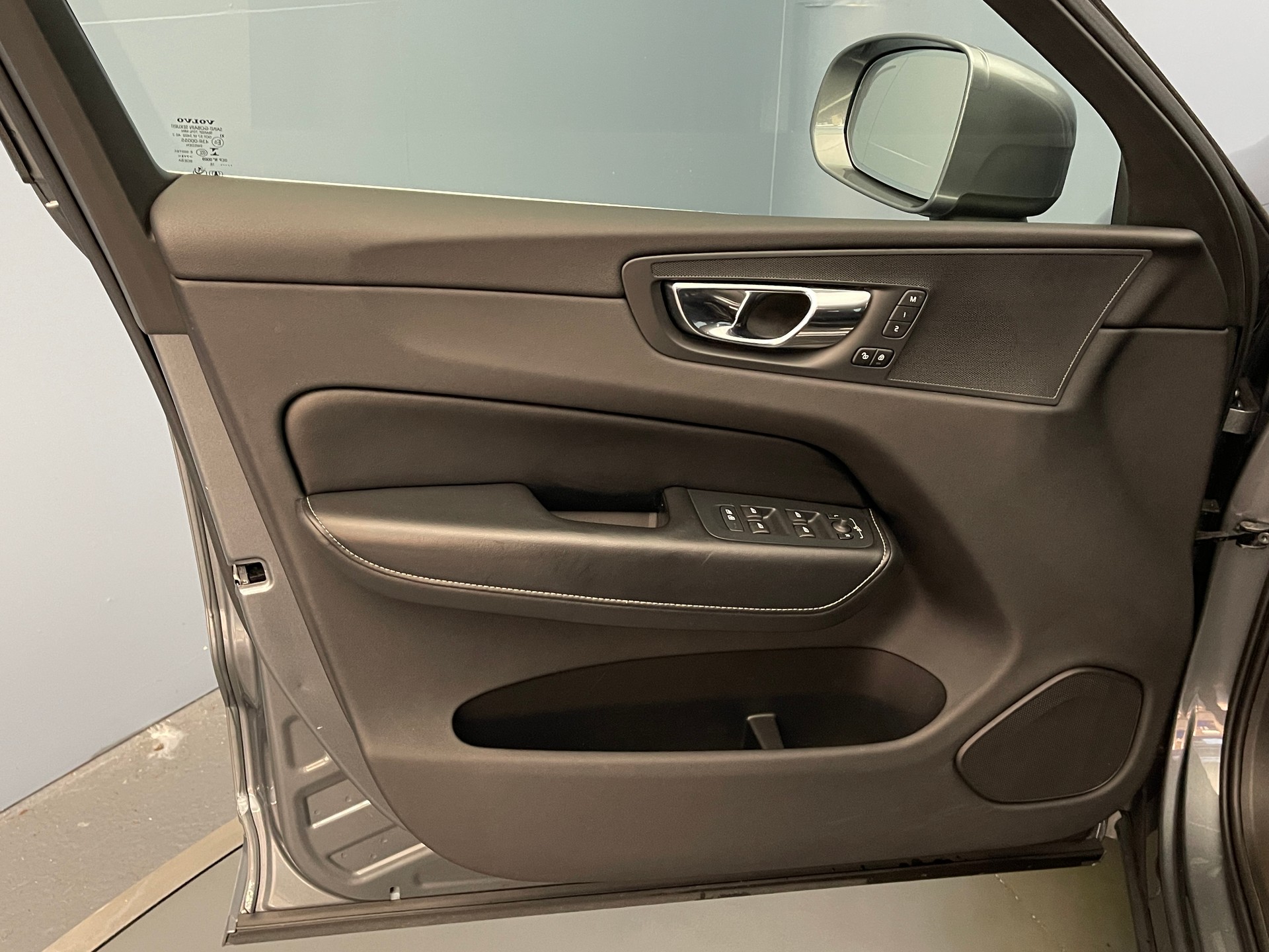 VOLVO XC60 2.0 T6 Inscription AWD-image-7