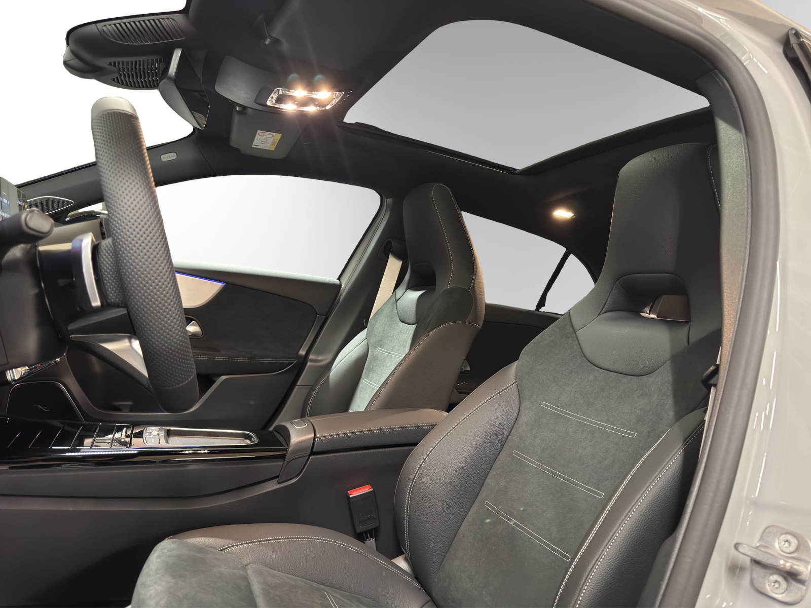 Image MERCEDES-BENZ A-250 A 250 4Matic 8G-DCT