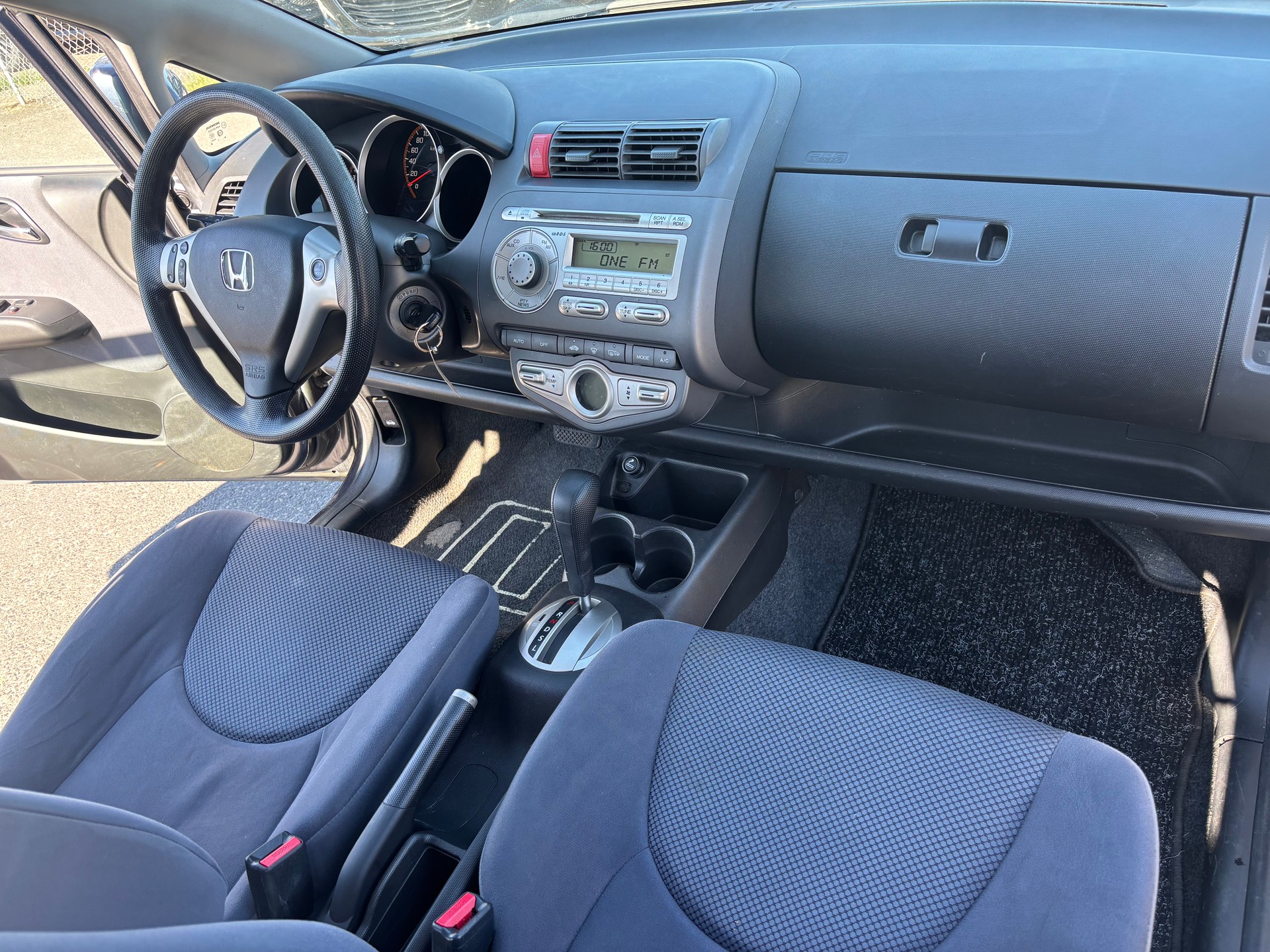 HONDA Jazz 1.4i LS-image-11