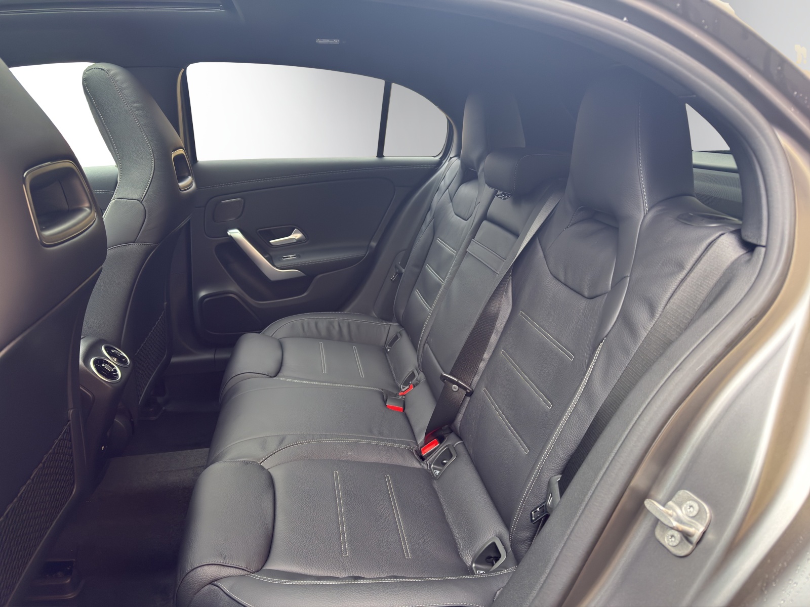 Image MERCEDES-BENZ A-220 A 220 4Matic 8G-DCT