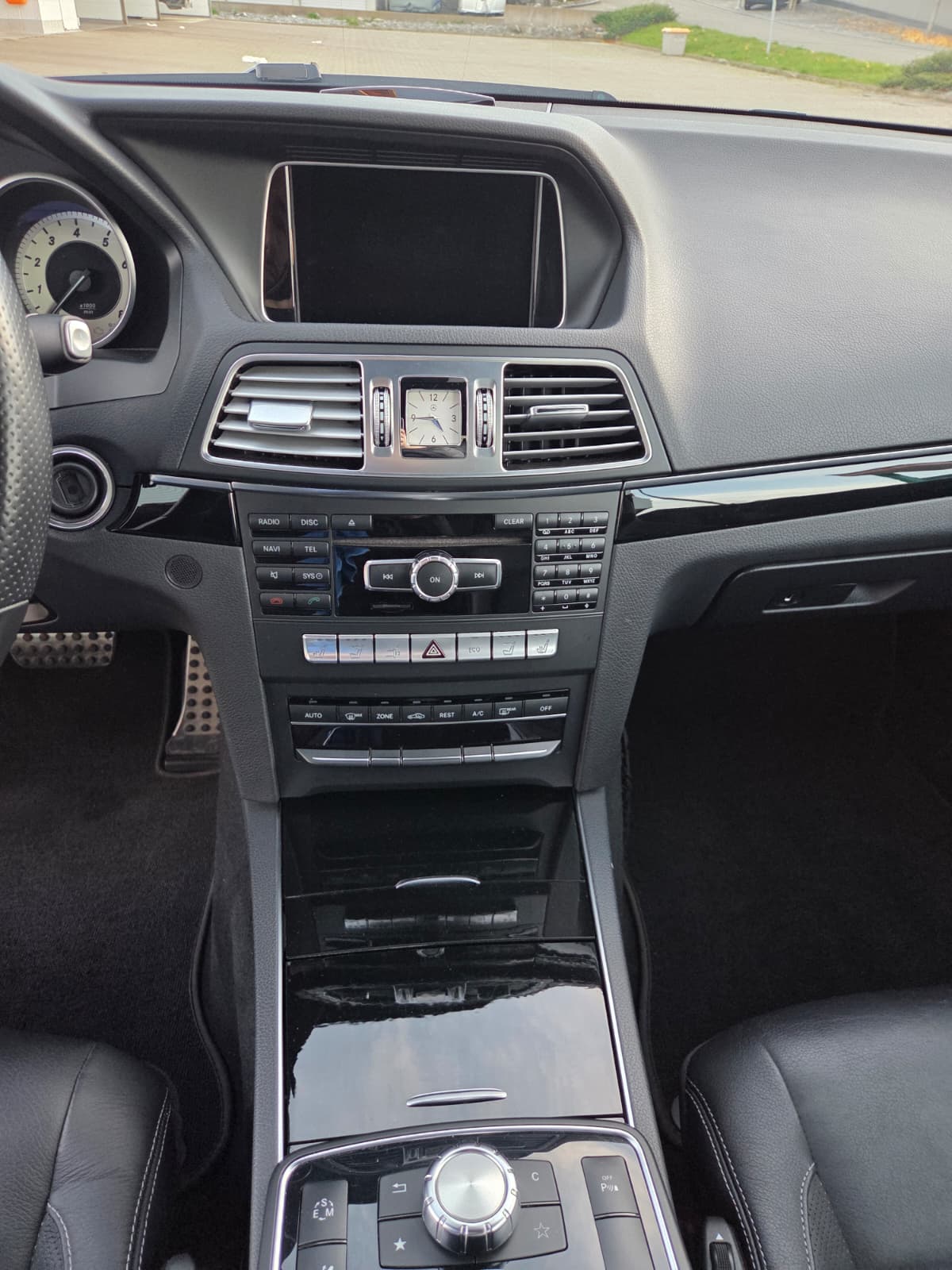 MERCEDES-BENZ E 350 7G-Tronic-image-16