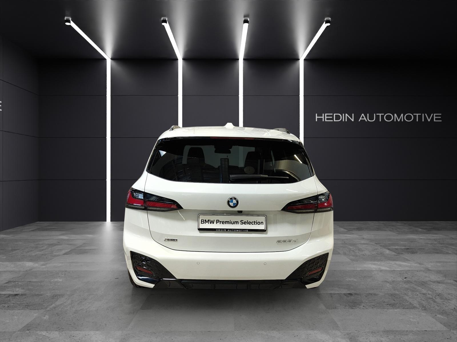 BMW 223d xDrive SDKG Active Tourer-image-4