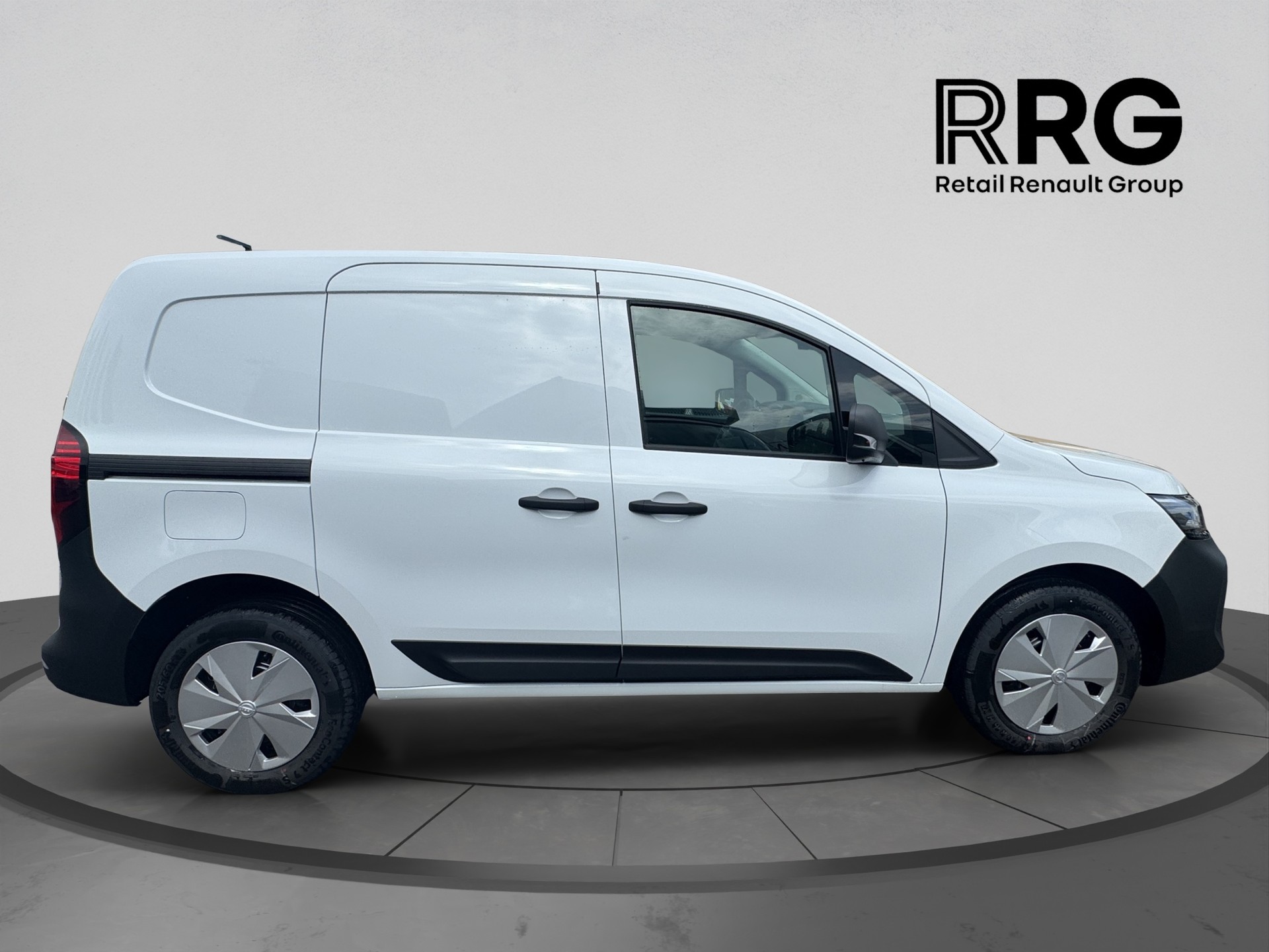 NISSAN Van 1.3 DIG-T 6MT L1H1 Acenta-image-2