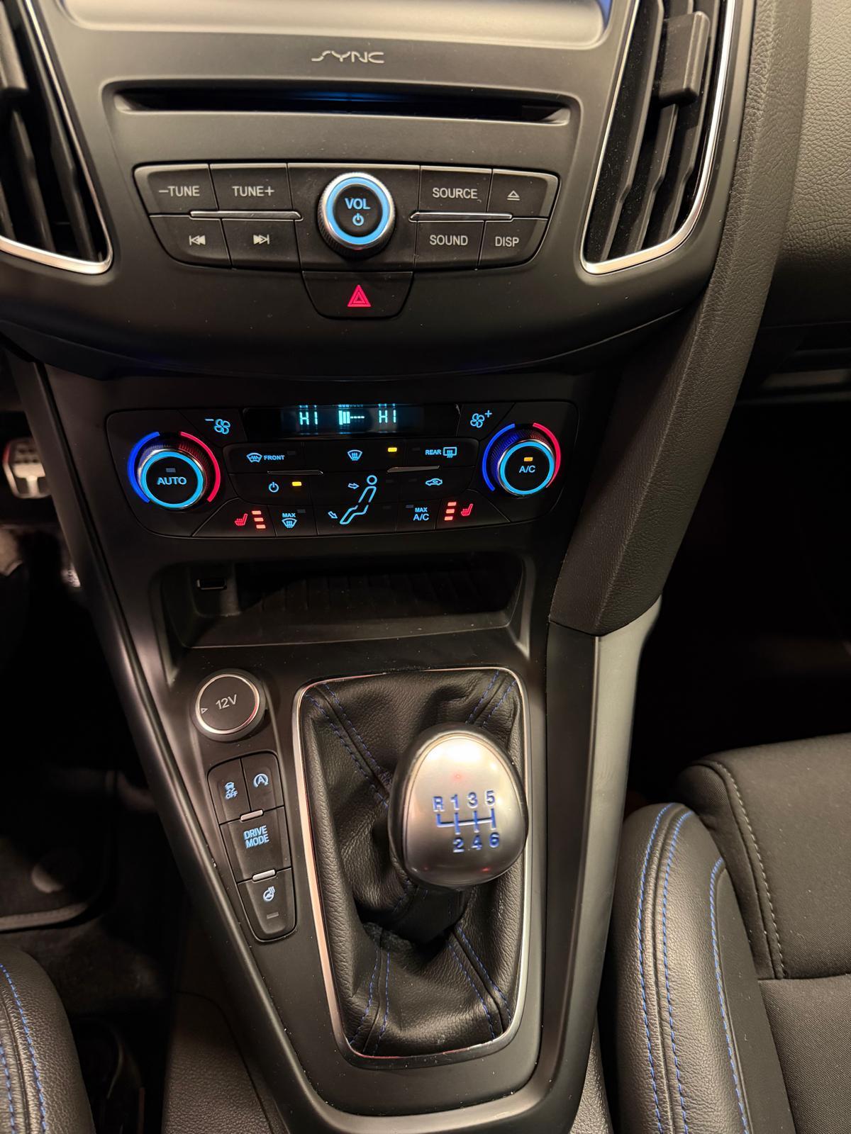 FORD Focus 2.3 EcoB RS-image-16