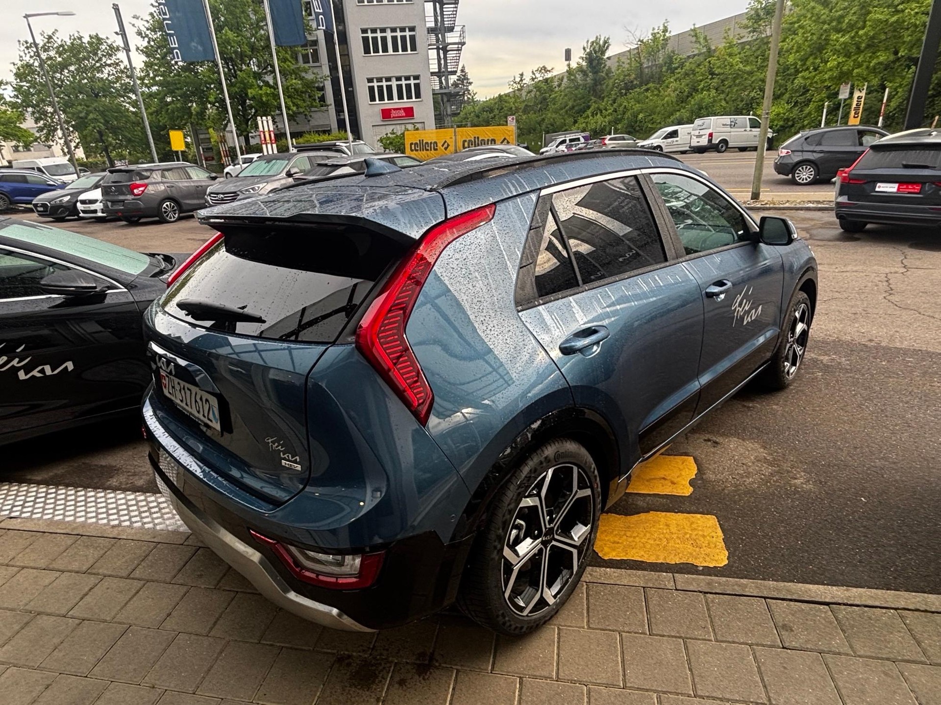 KIA Niro 1.6 GDi Hybrid Style-image-4
