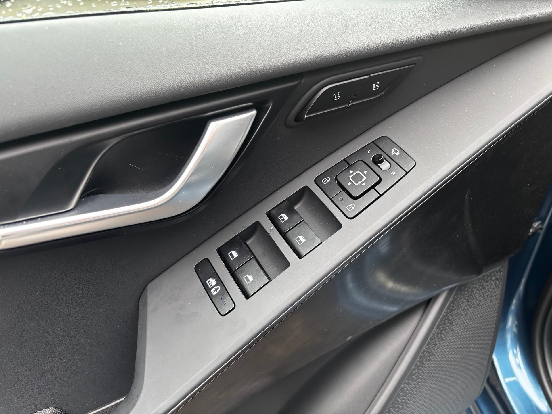 KIA Niro 1.6 GDi Hybrid Style-image-13