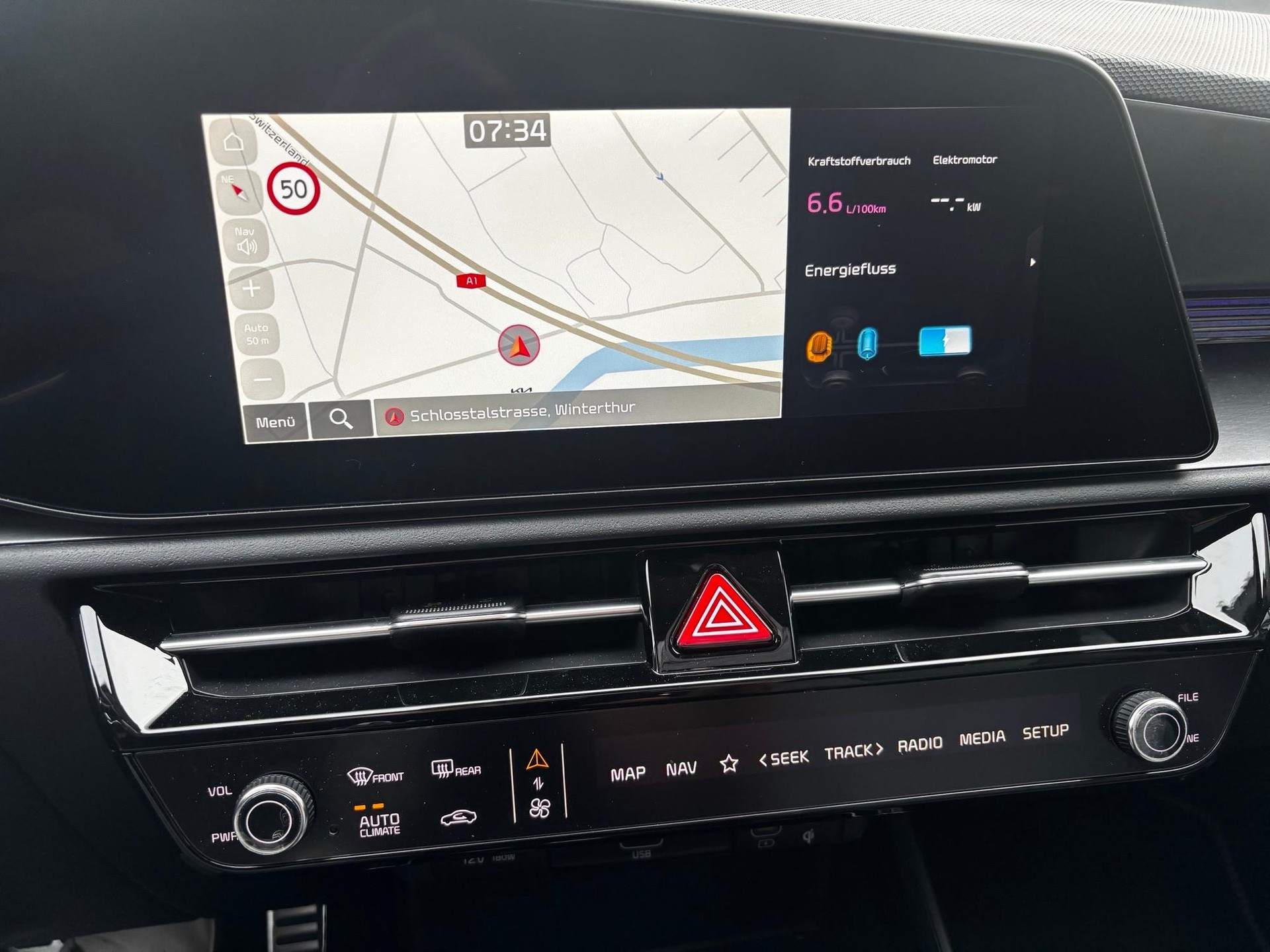 KIA Niro 1.6 GDi Hybrid Style-image-8