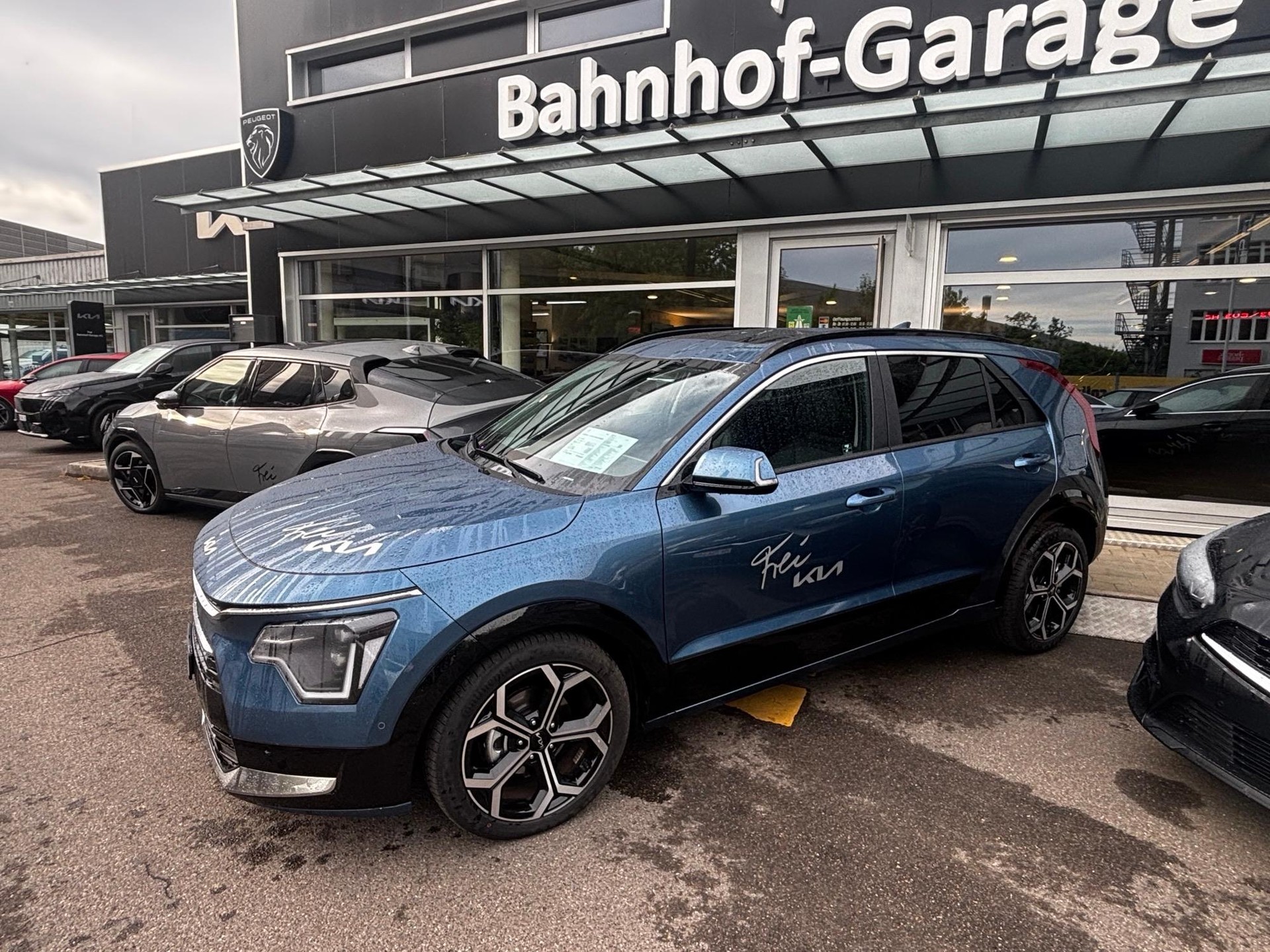KIA Niro 1.6 GDi Hybrid Style-showroom-element-1