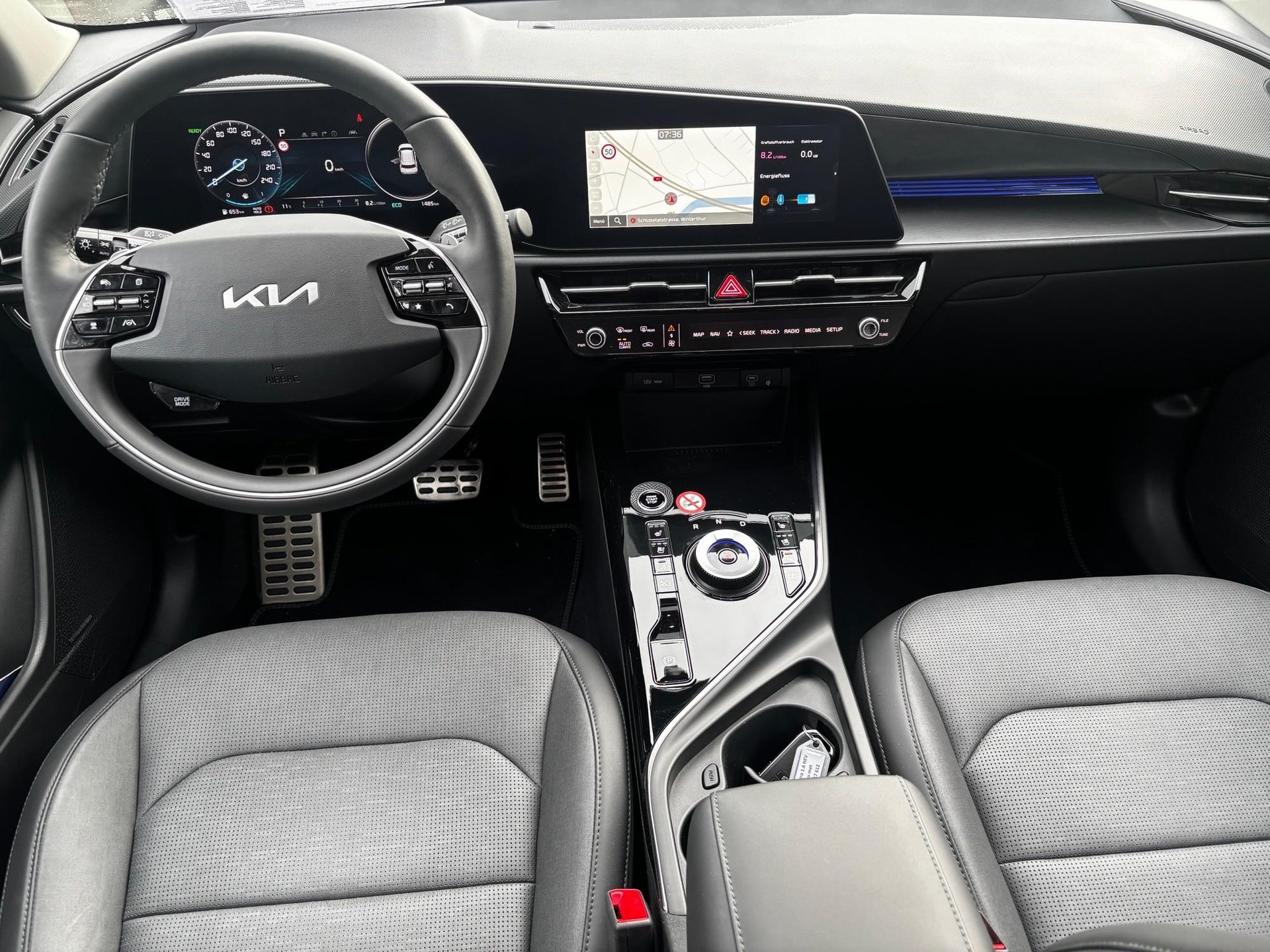 KIA Niro 1.6 GDi Hybrid Style-image-11