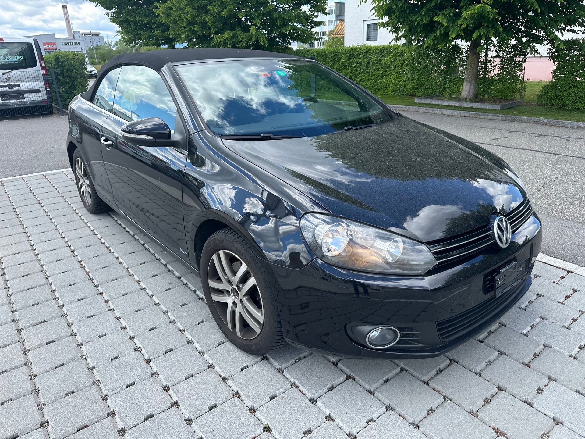 VW Golf Cabrio 1.2 TSI BlueMotion Technology-image-0