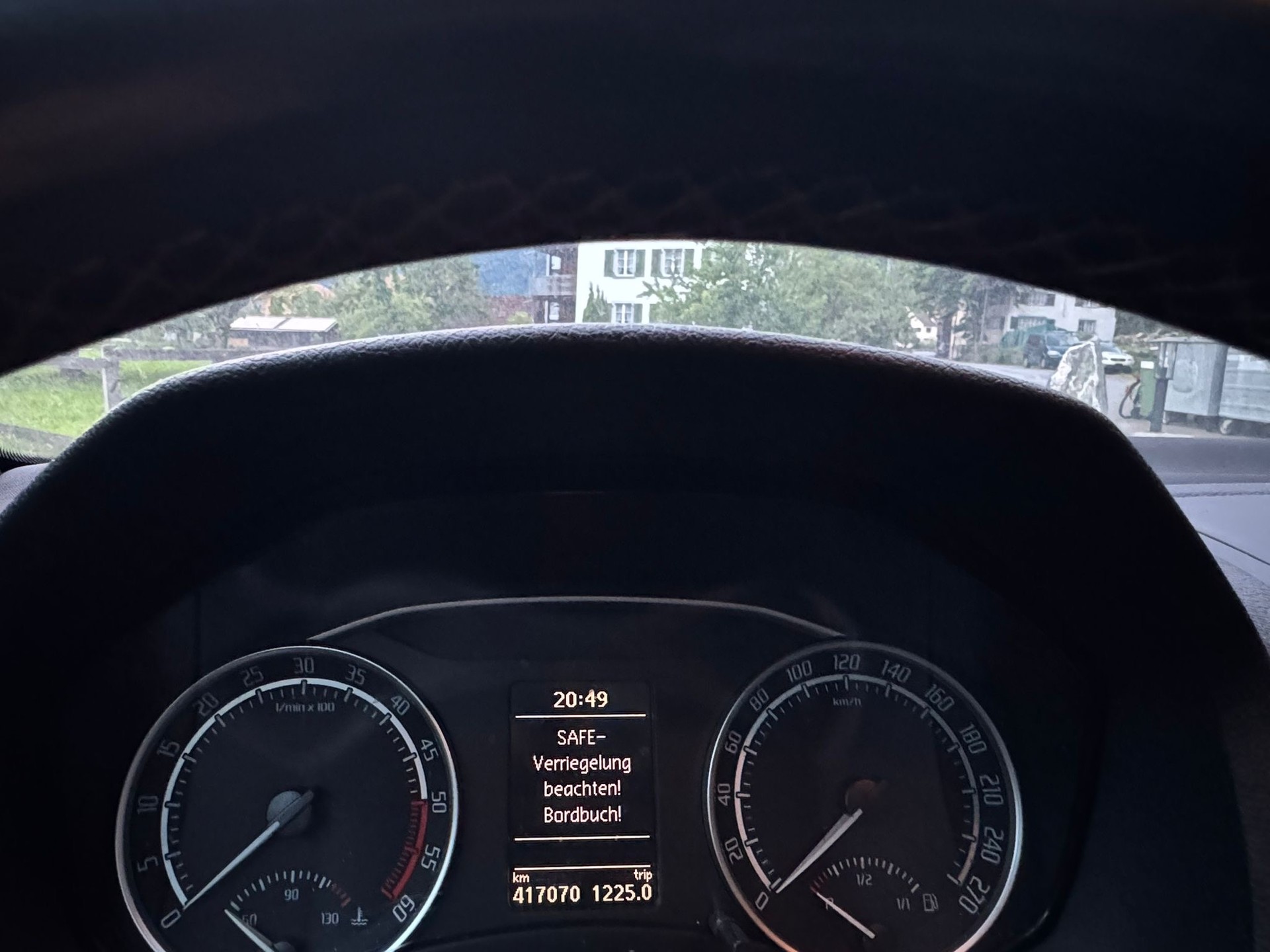 SKODA Octavia Combi 2.0 TDI RS-image-14