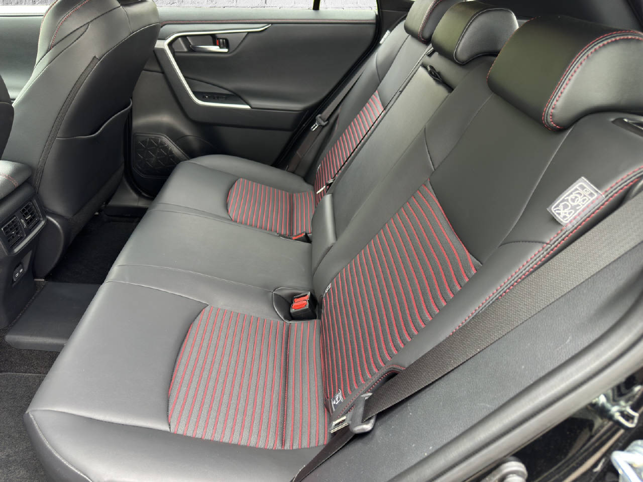 SUZUKI Across 2.5 PHEV Compact Top 4x4-image-9