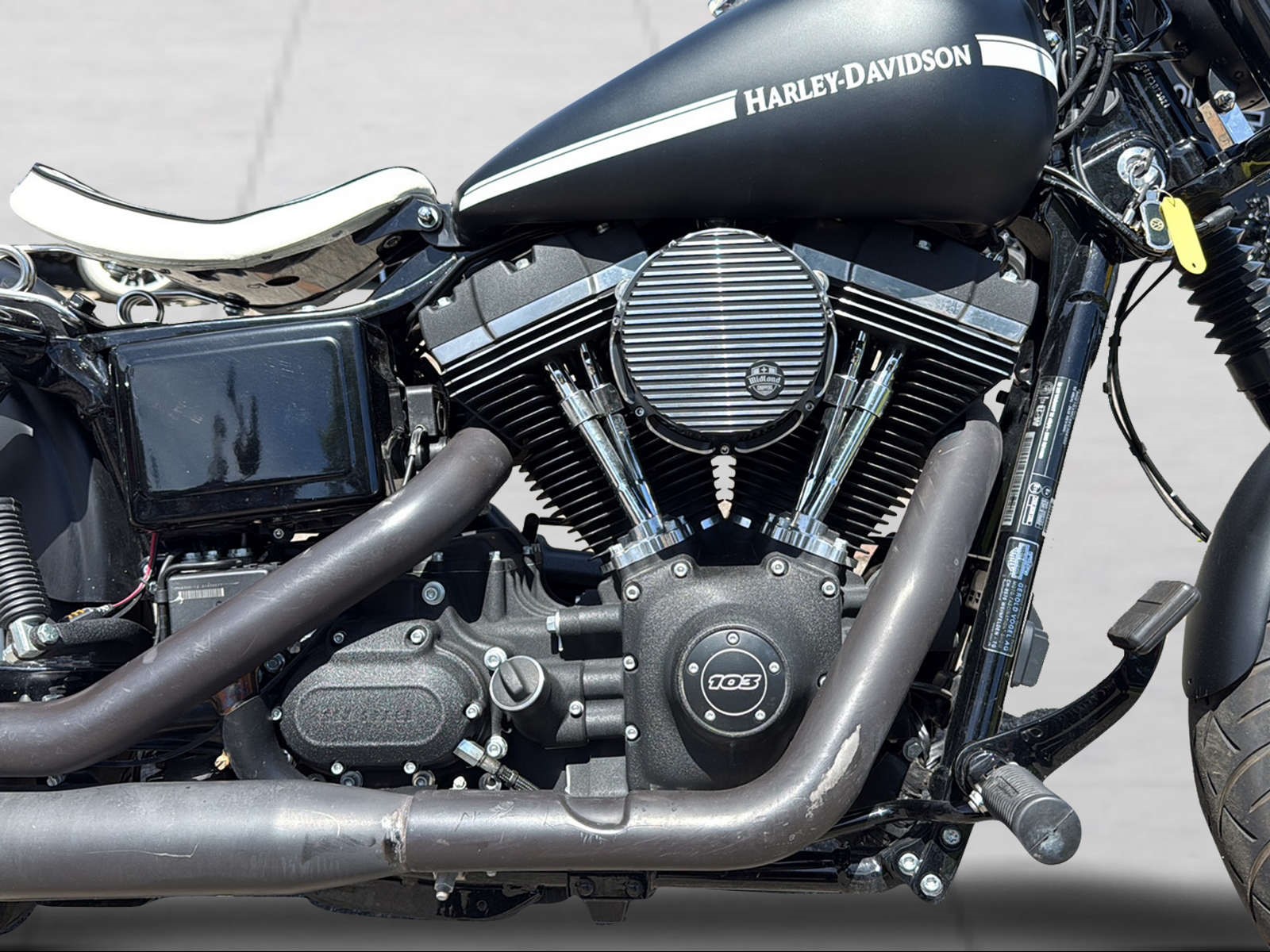 HARLEY-DAVIDSON FXDB Dyna Street Bob 103 ABS-image-4