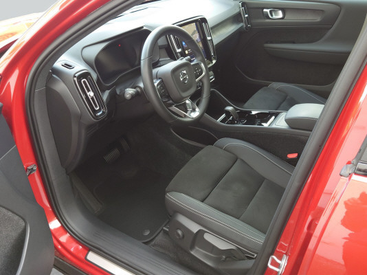 VOLVO C40 Recharge P6 Plus-image-10