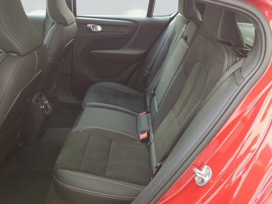 VOLVO C40 Recharge P6 Plus-image-9