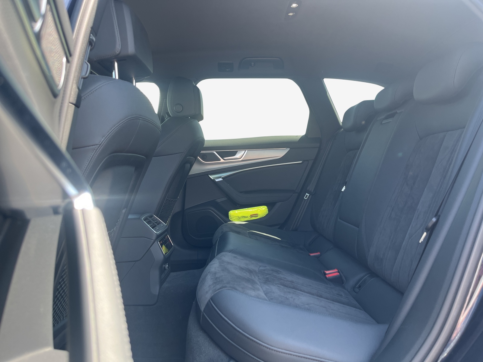 AUDI A6 allroad 55 TDI quattro tiptronic-image-11