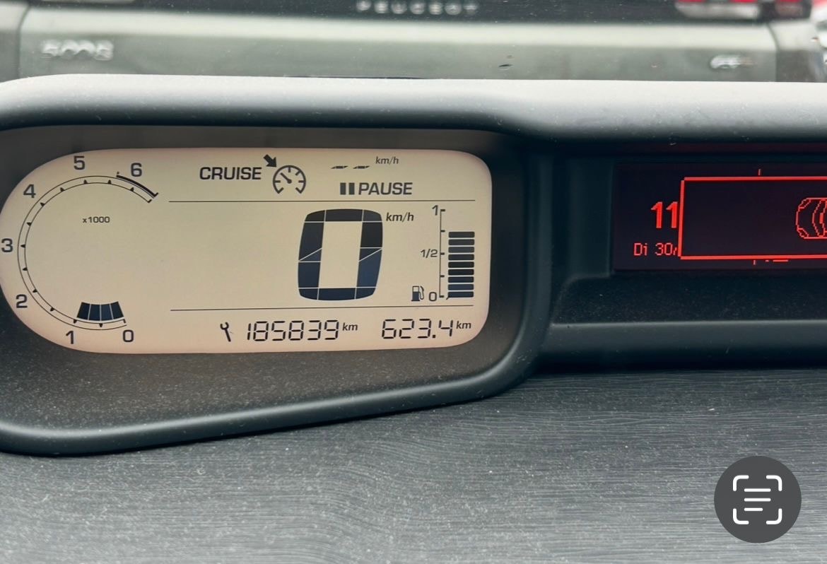 CITROEN C3 Picasso 1.2 Pure Tech Attraction-image-5