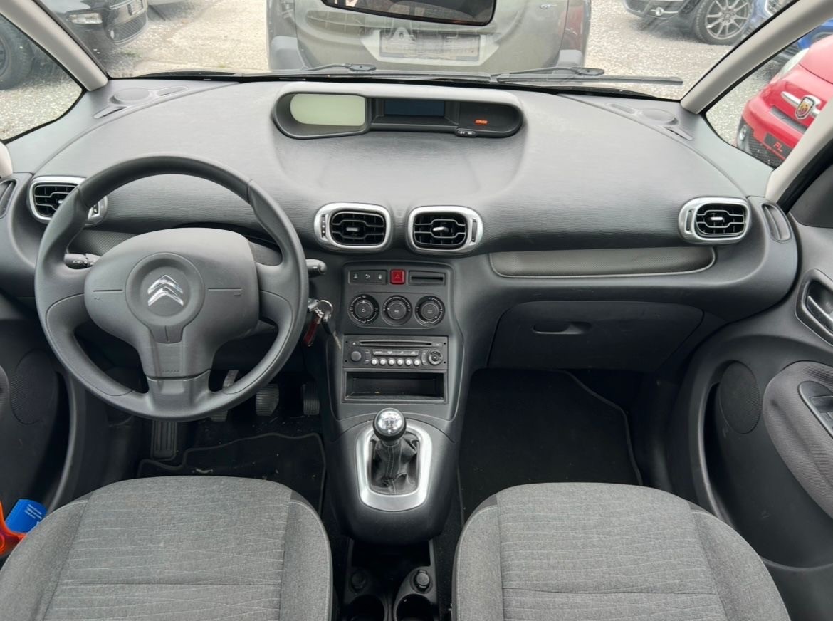 CITROEN C3 Picasso 1.2 Pure Tech Attraction-image-7