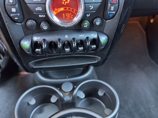 MINI Countryman Cooper ALL4 Steptronic-image-18