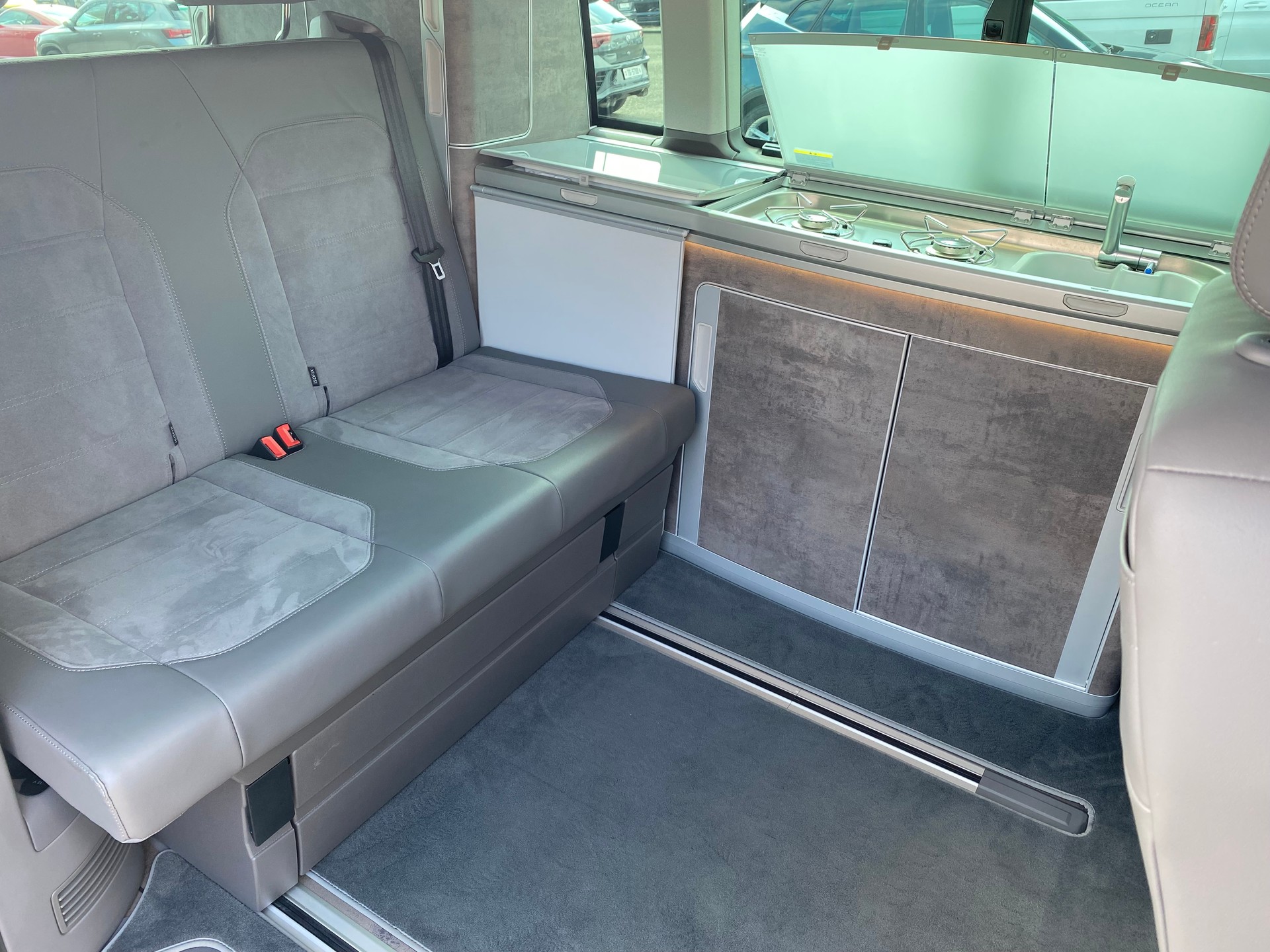 VW T6.1 California 2.0 Bi-TDI 204PS 4x4 Ocean Last-Edition Liberty DSG Top-Ausstattung **5Jahre Herstellergarantie**-image-6