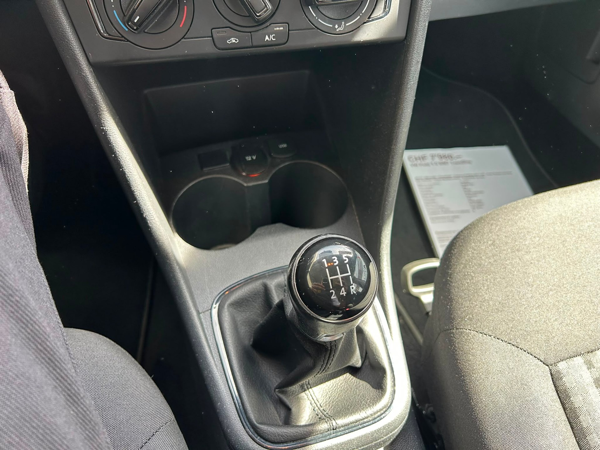 VW Polo 1.0 BMT Trendline-image-10