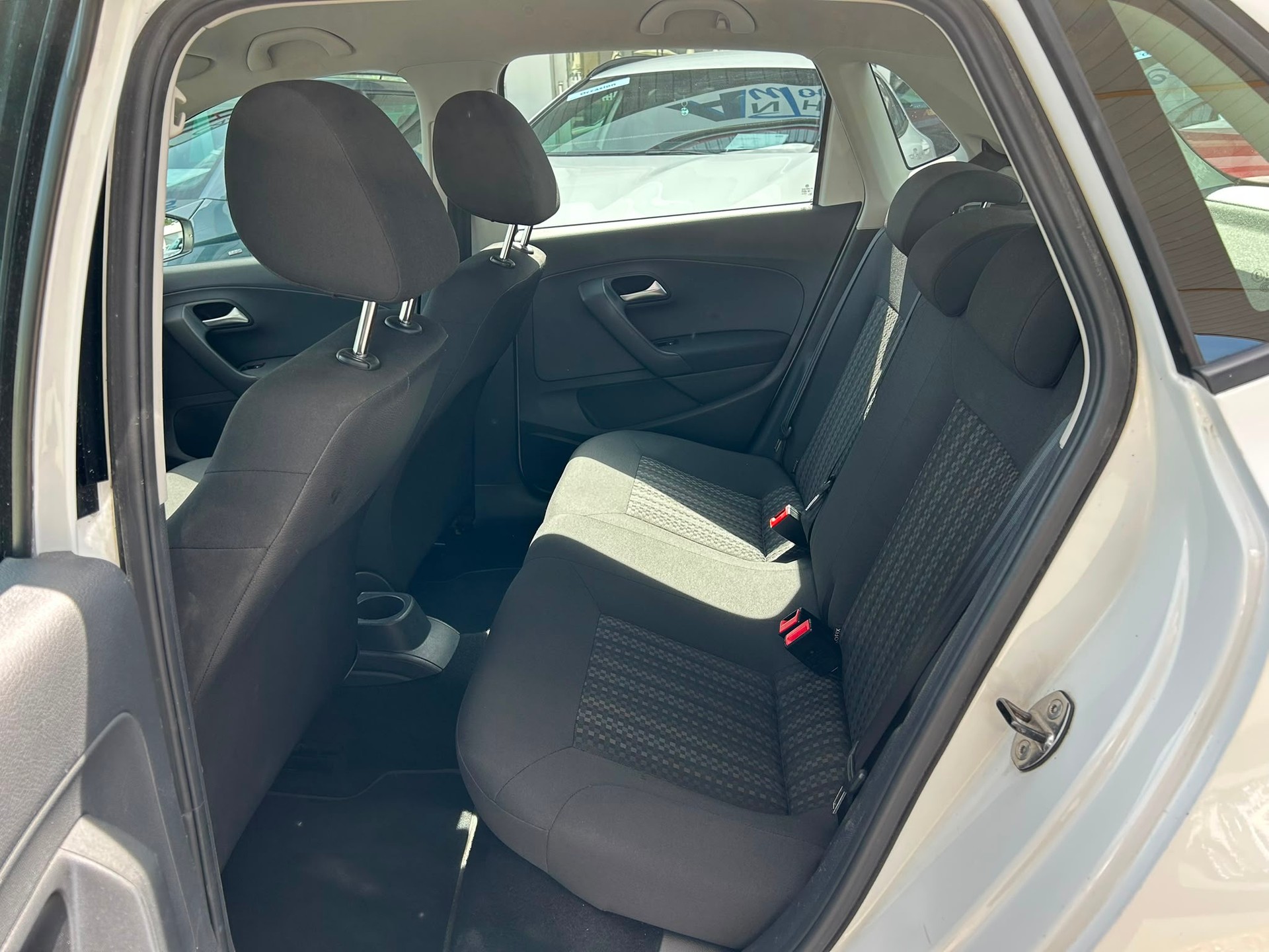 VW Polo 1.0 BMT Trendline-image-13
