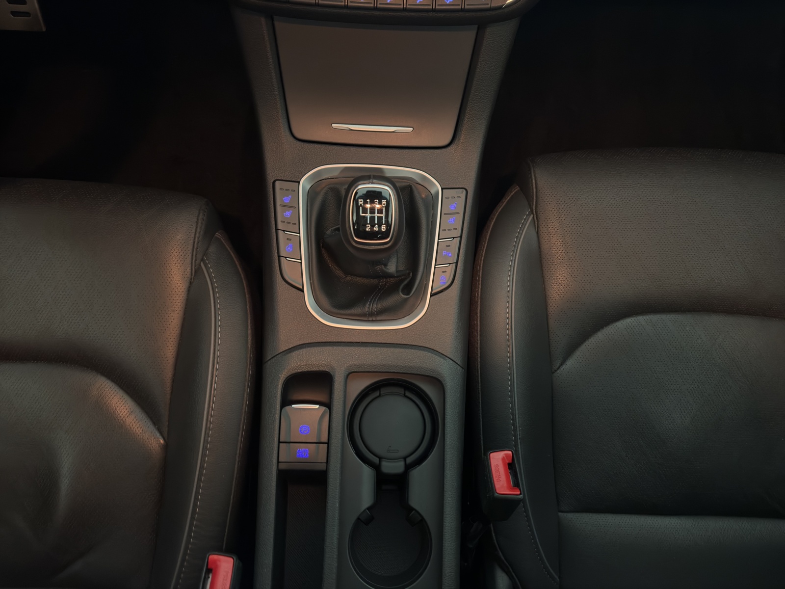 HYUNDAI i30 1.4 T-GDi Vertex-image-15