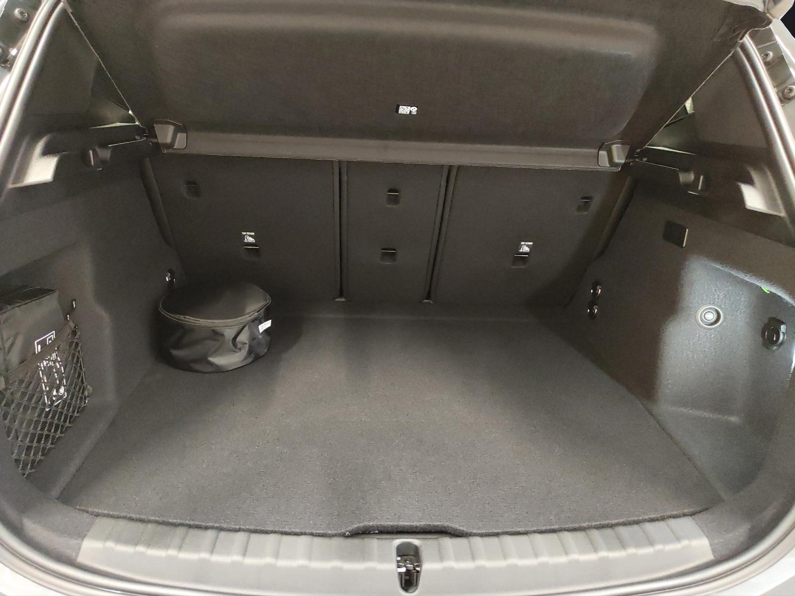 BMW 225e xDrive paddles Active Tourer-image-16