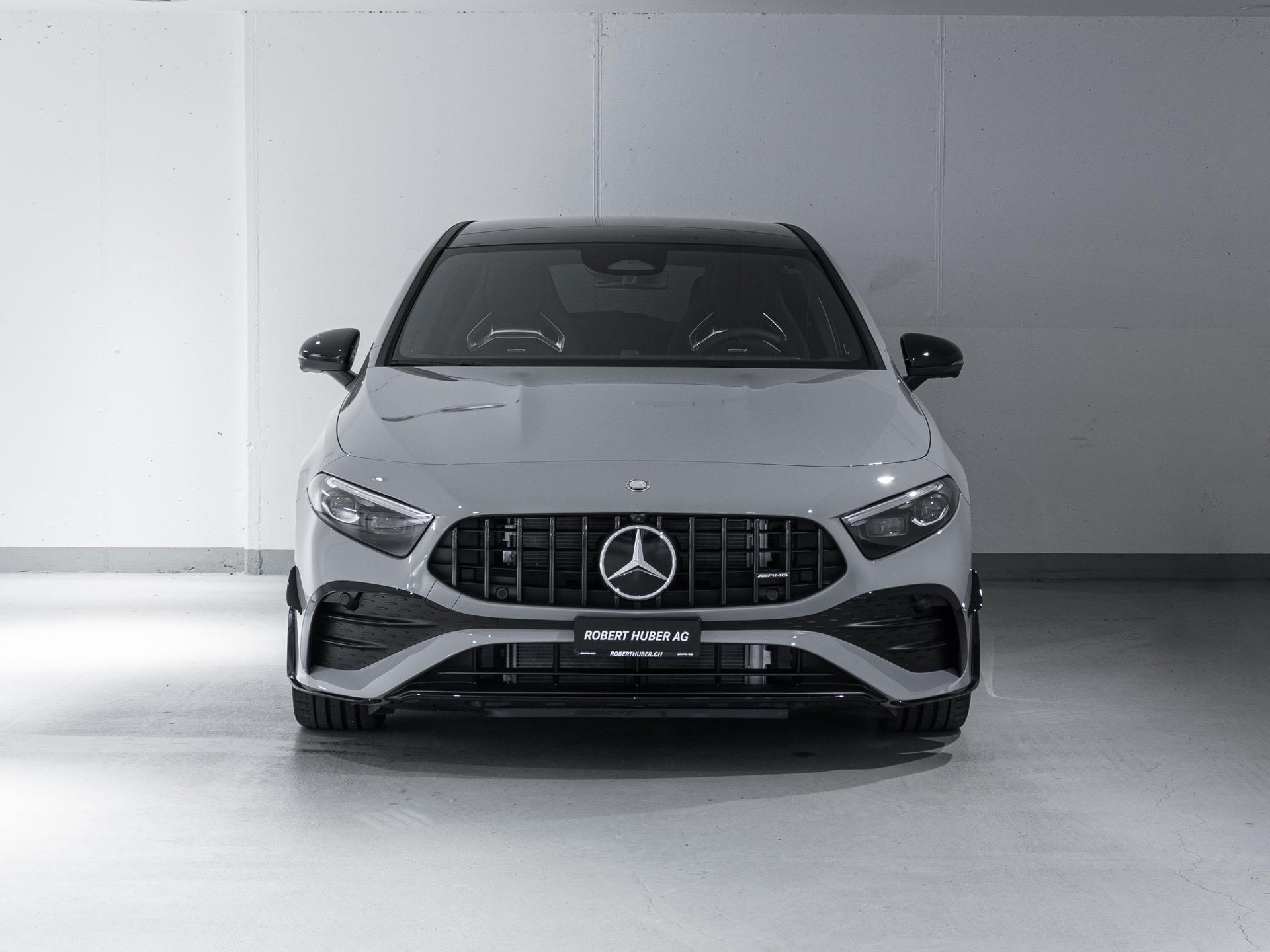 MERCEDES-BENZ A 35 AMG 4MATIC-image-2