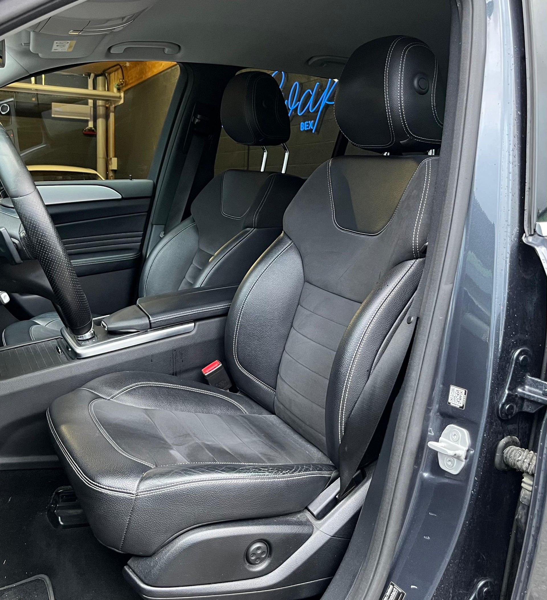 MERCEDES-BENZ ML 350 BlueTEC Executive 4Matic 7G-Tronic-image-9