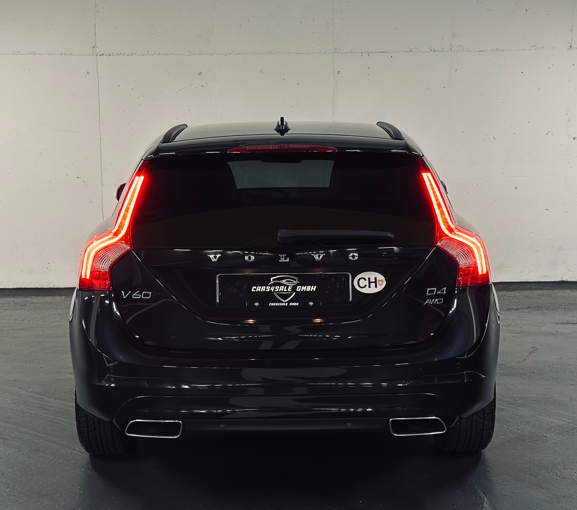 VOLVO V60 D4 AWD Family Edition Geartronic-image-5