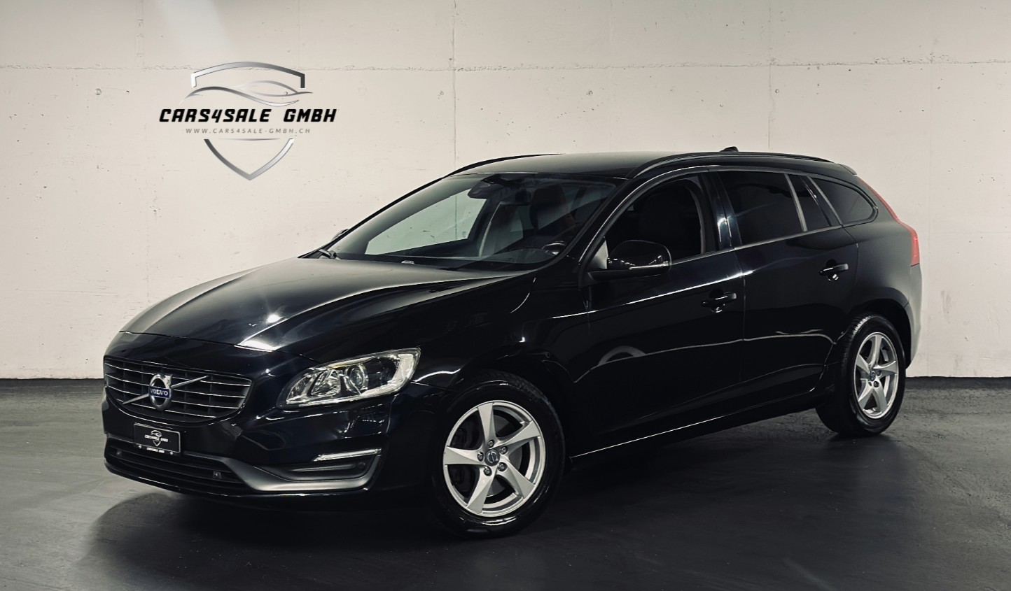VOLVO V60 D4 AWD Family Edition Geartronic-image-0