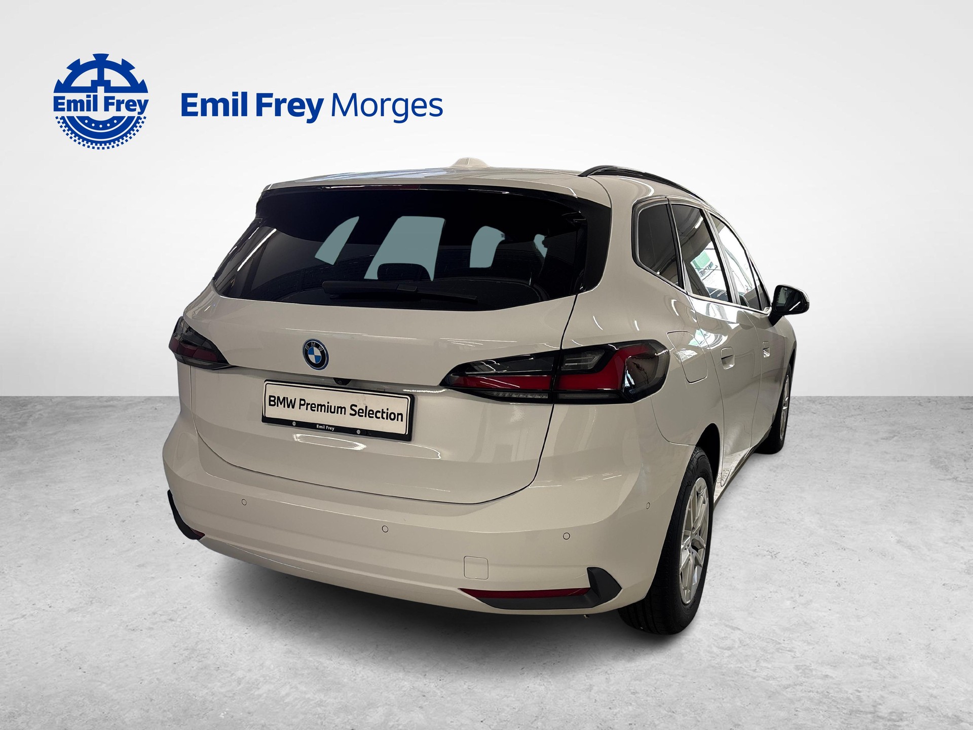 BMW 225e xDrive paddles Active Tourer-image-3