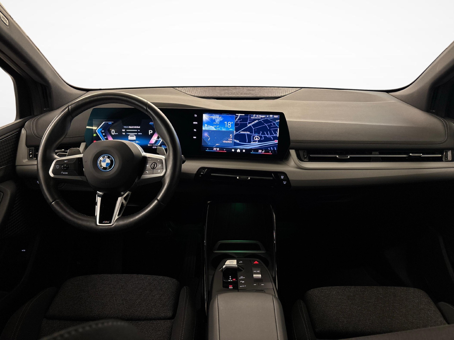 BMW 225e xDrive paddles Active Tourer-image-11