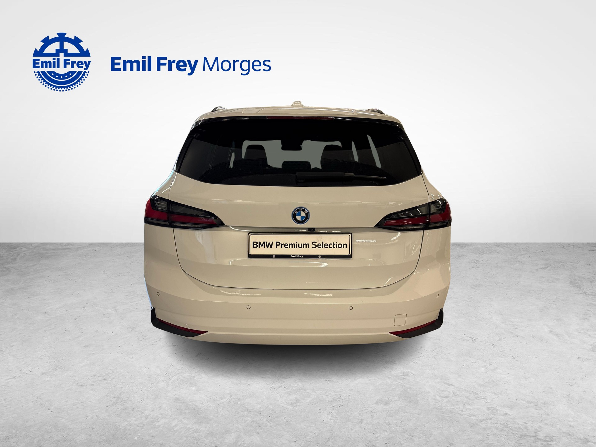 BMW 225e xDrive paddles Active Tourer-image-4