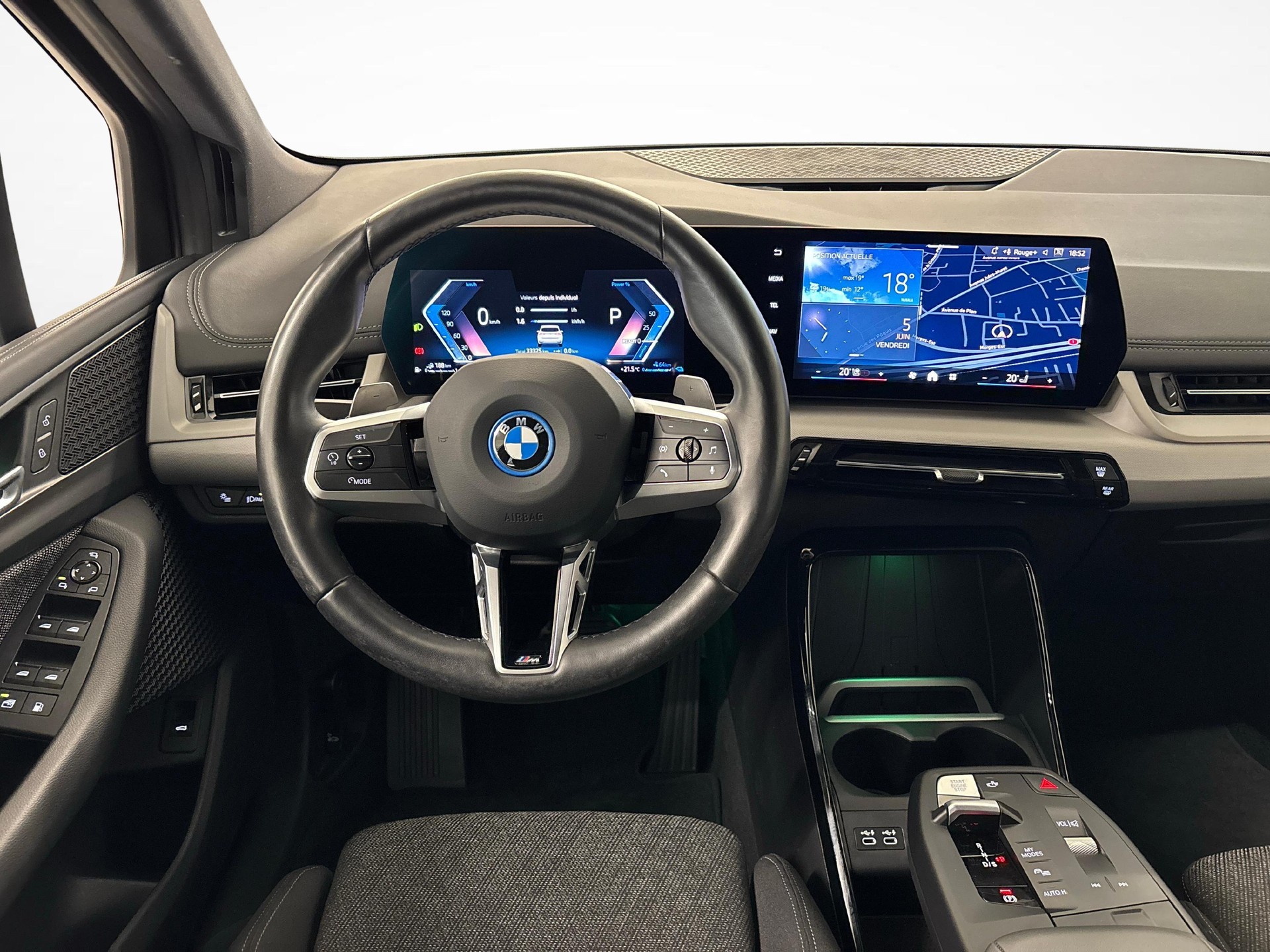 BMW 225e xDrive paddles Active Tourer-image-12