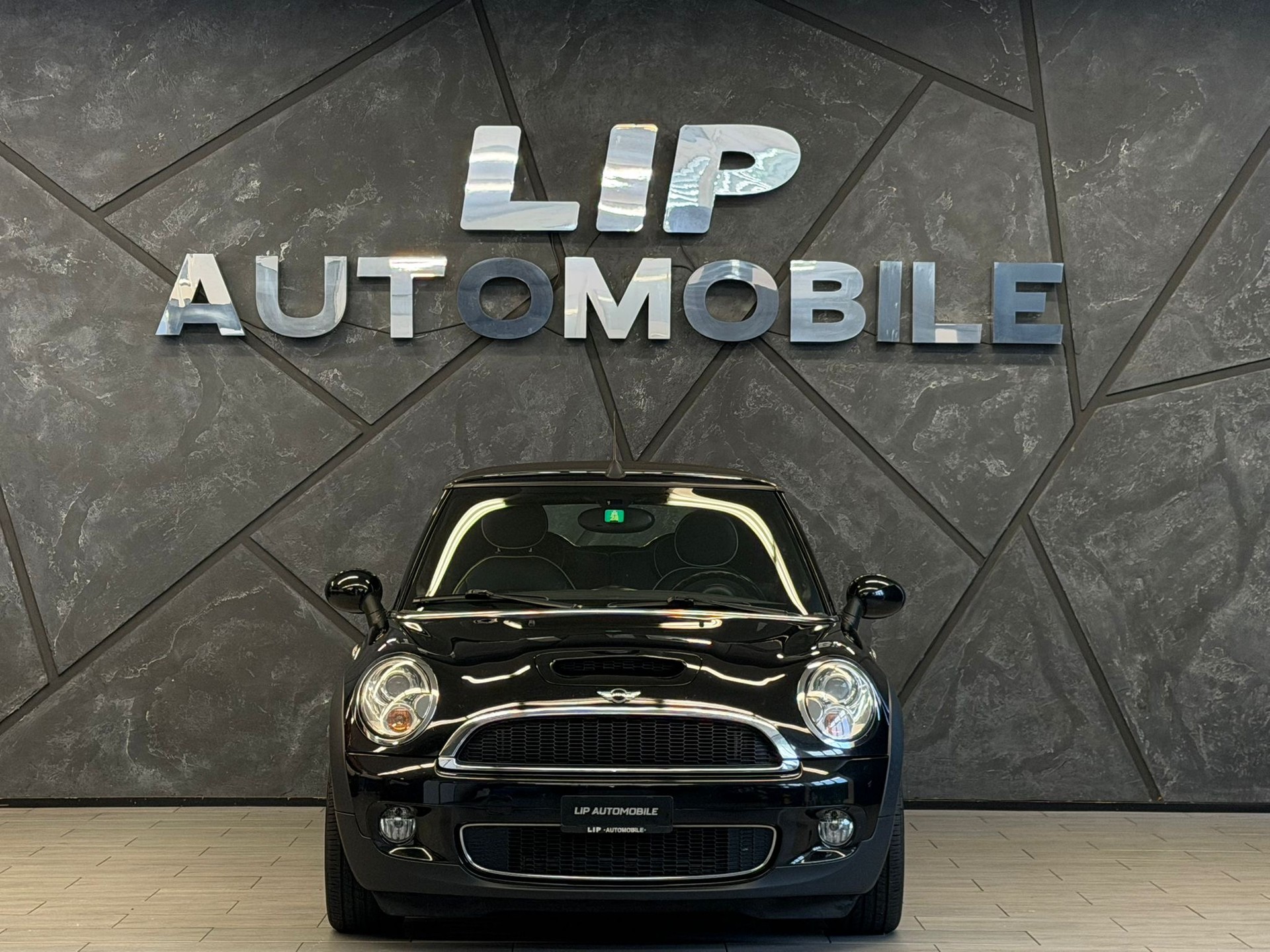 MINI Cooper S Cabriolet Steptronic-image-1