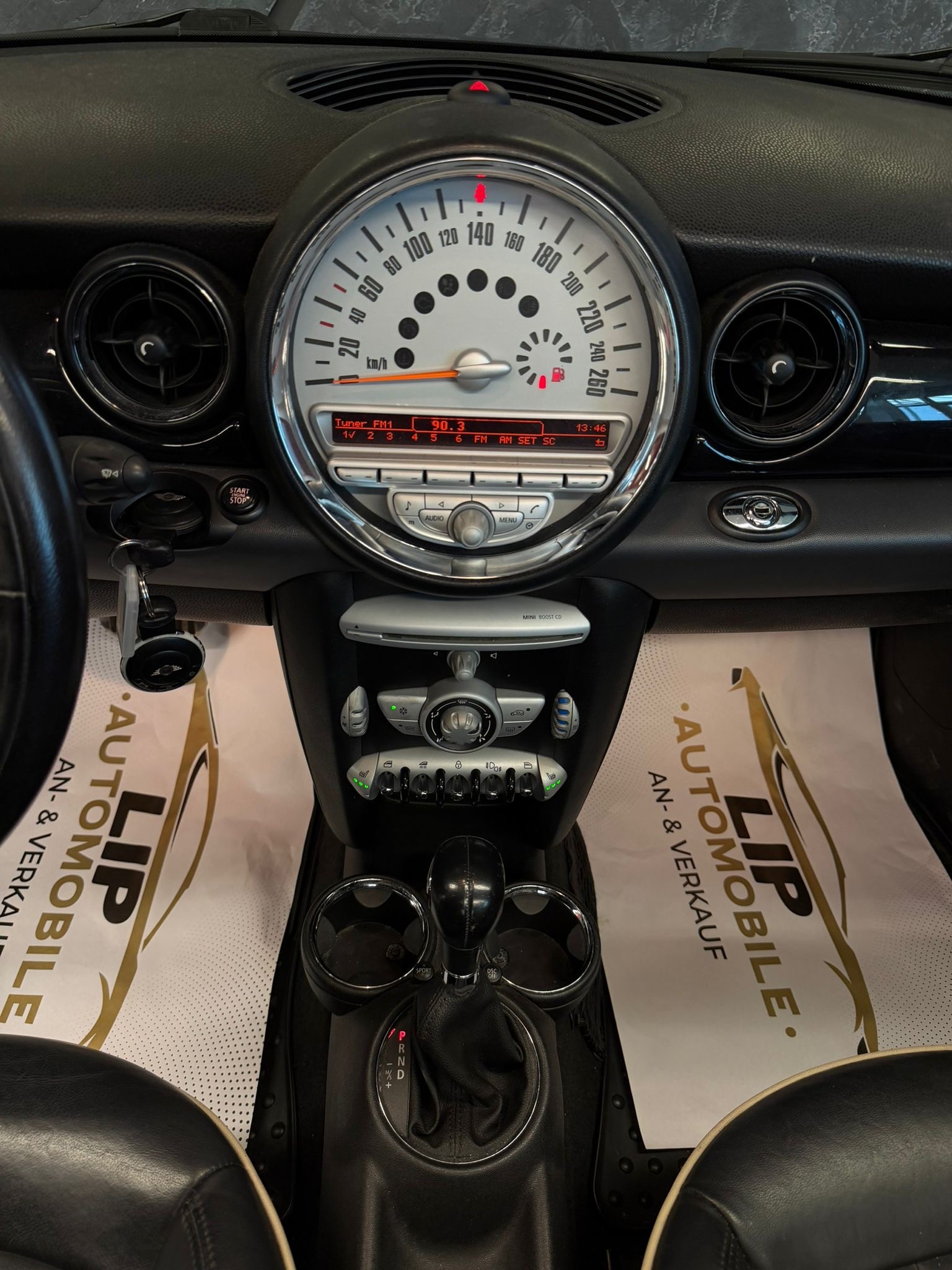 MINI Cooper S Cabriolet Steptronic-image-11